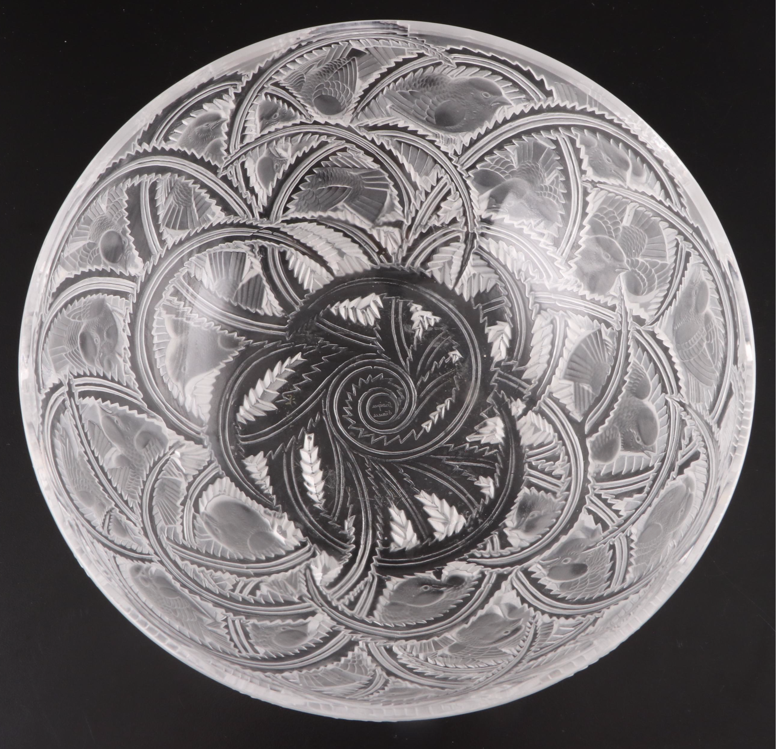 Lalique "Pinson" Frosted Crystal Bowl, Mid to Late 20th Century