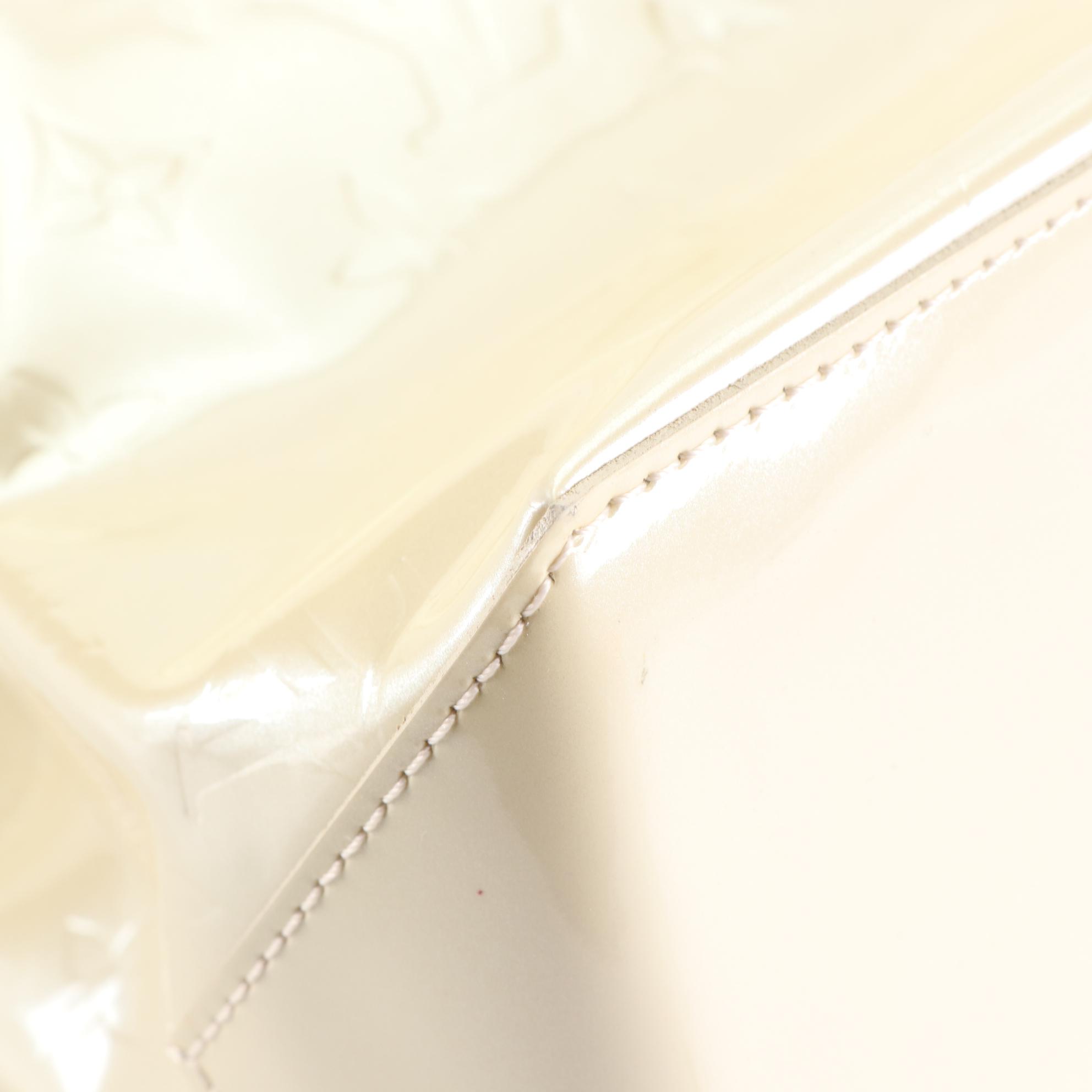 Louis Vuitton Wilshire PM Top Handle Bag in Dune Monogram Vernis