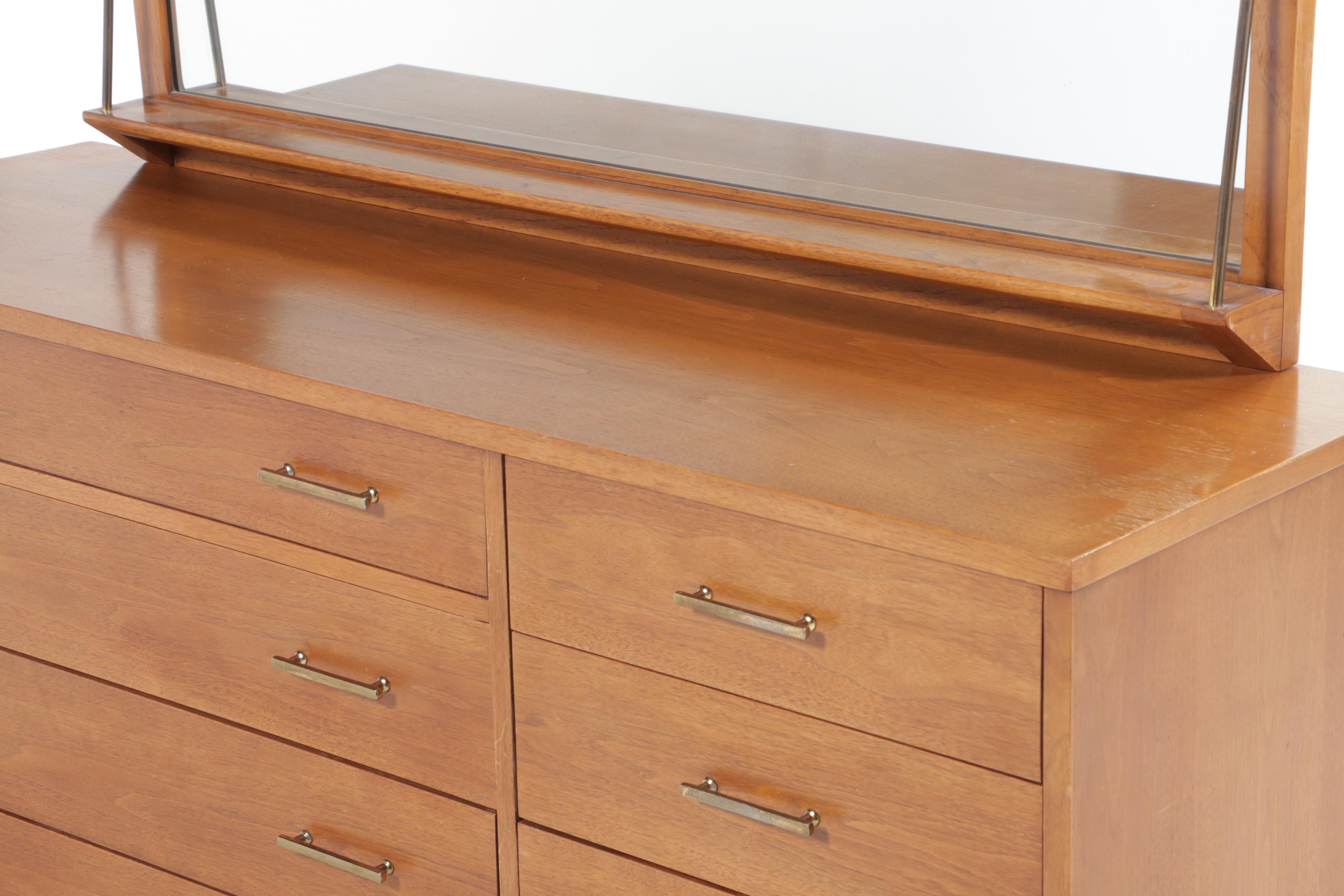 Drexel Mid Century Modern Hardwood Eight-Drawer Dresser