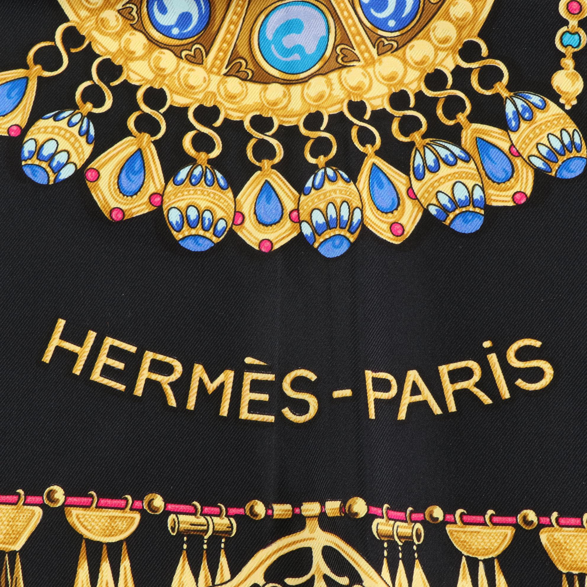 Hermès "Parures des Sables" Scarf 90 in Silk Twill