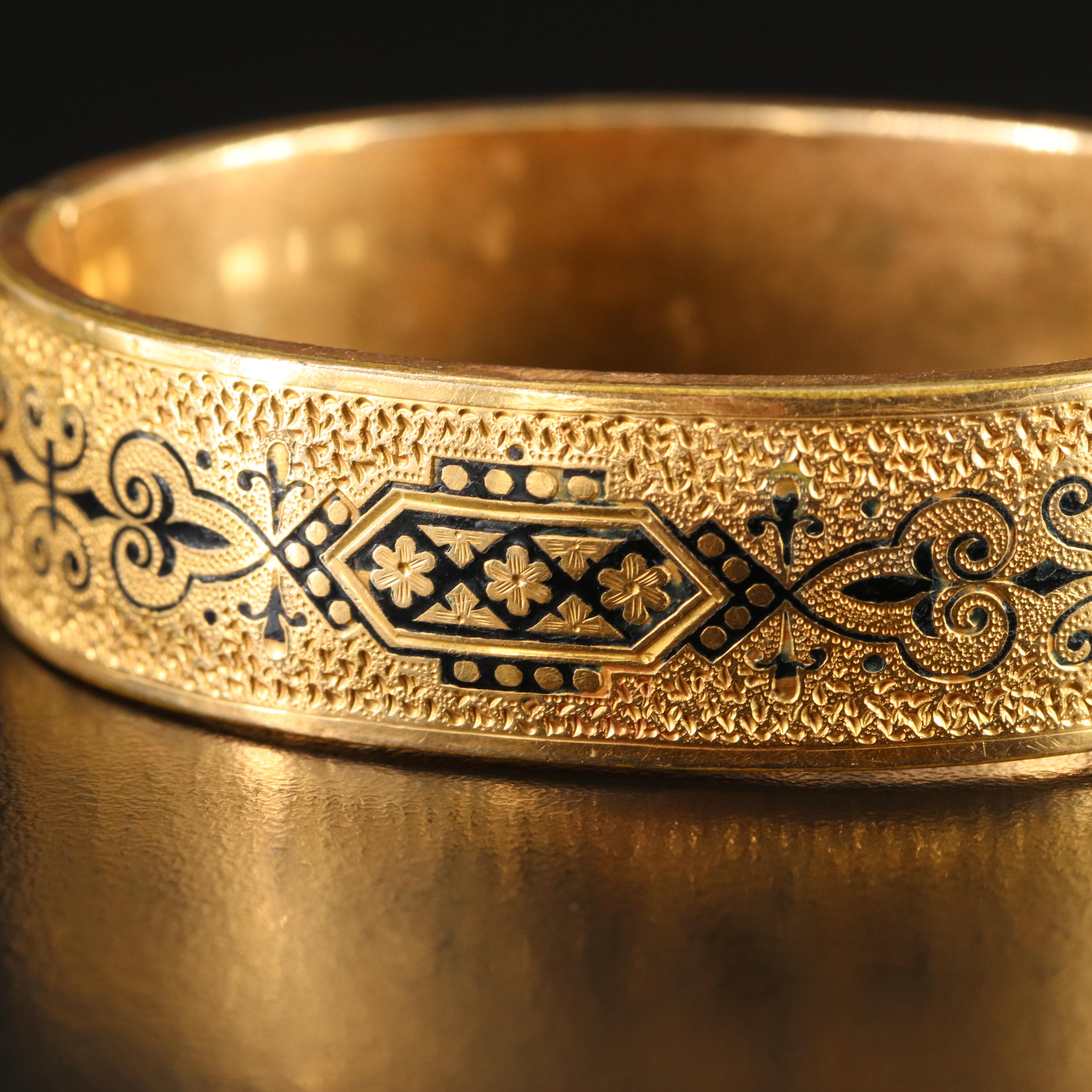 Victorian Taille d'Epargné Hinged Bangles