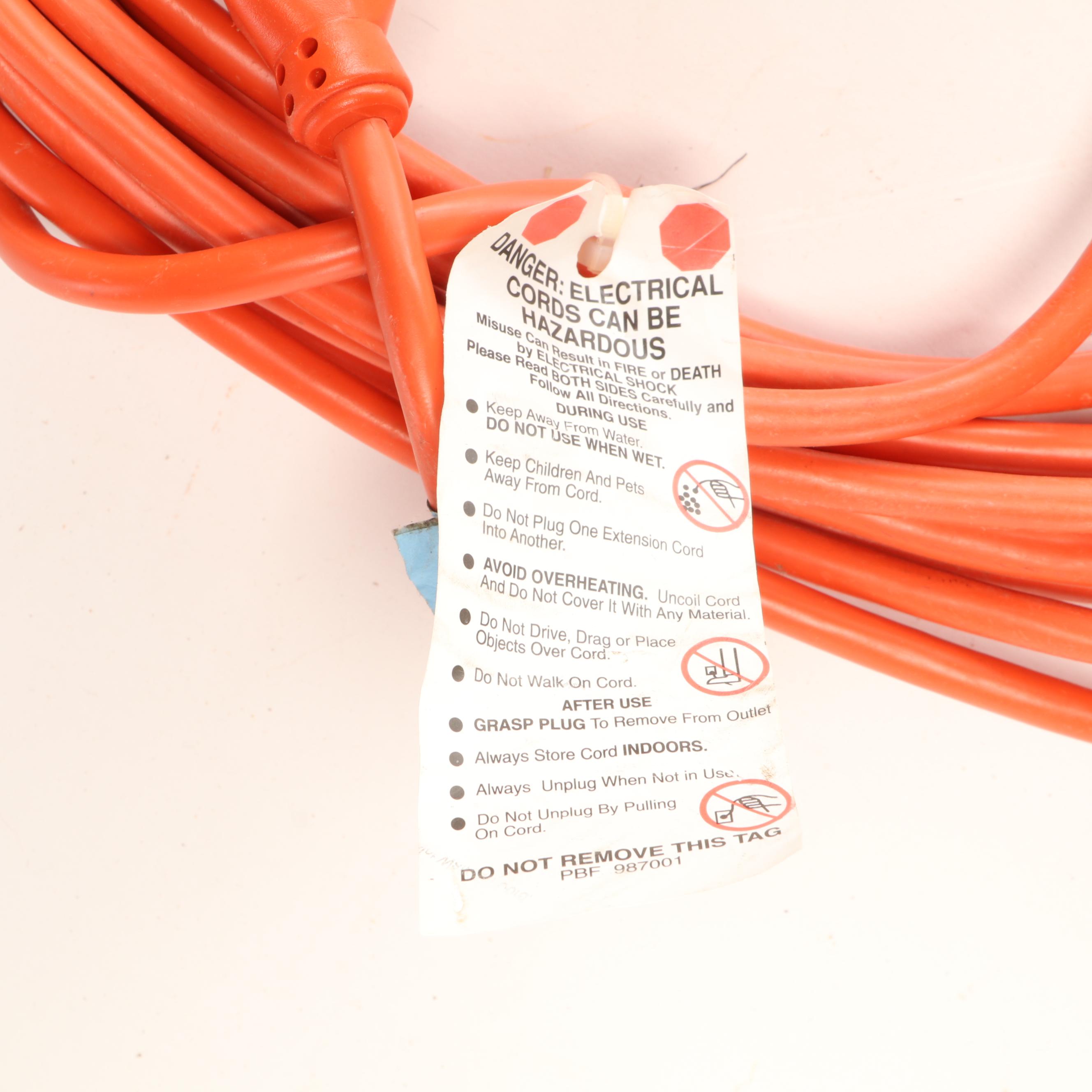 Regent Work Lamp With Extension Cord and Clamps EBTH