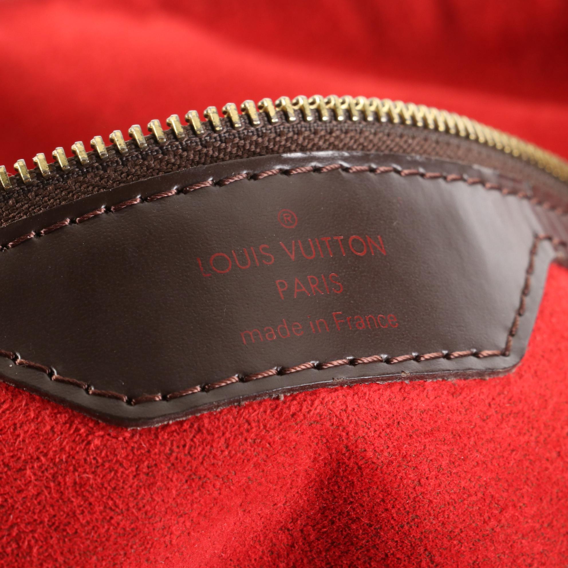 Louis Vuitton Hampstead MM Bag in Damier Ebene Canvas and Smooth Leather