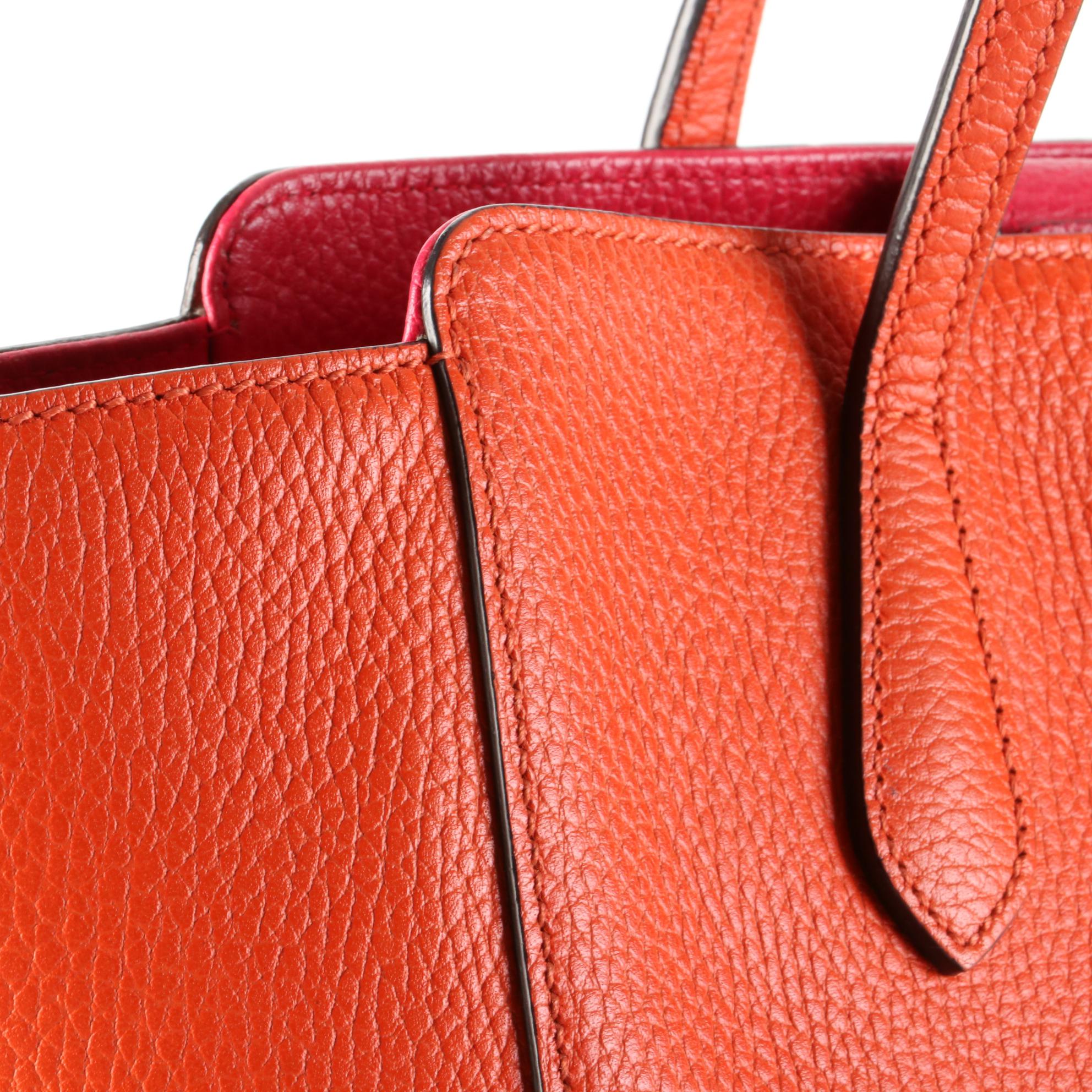 Gucci Swing Tote in Grained Calfskin Leather