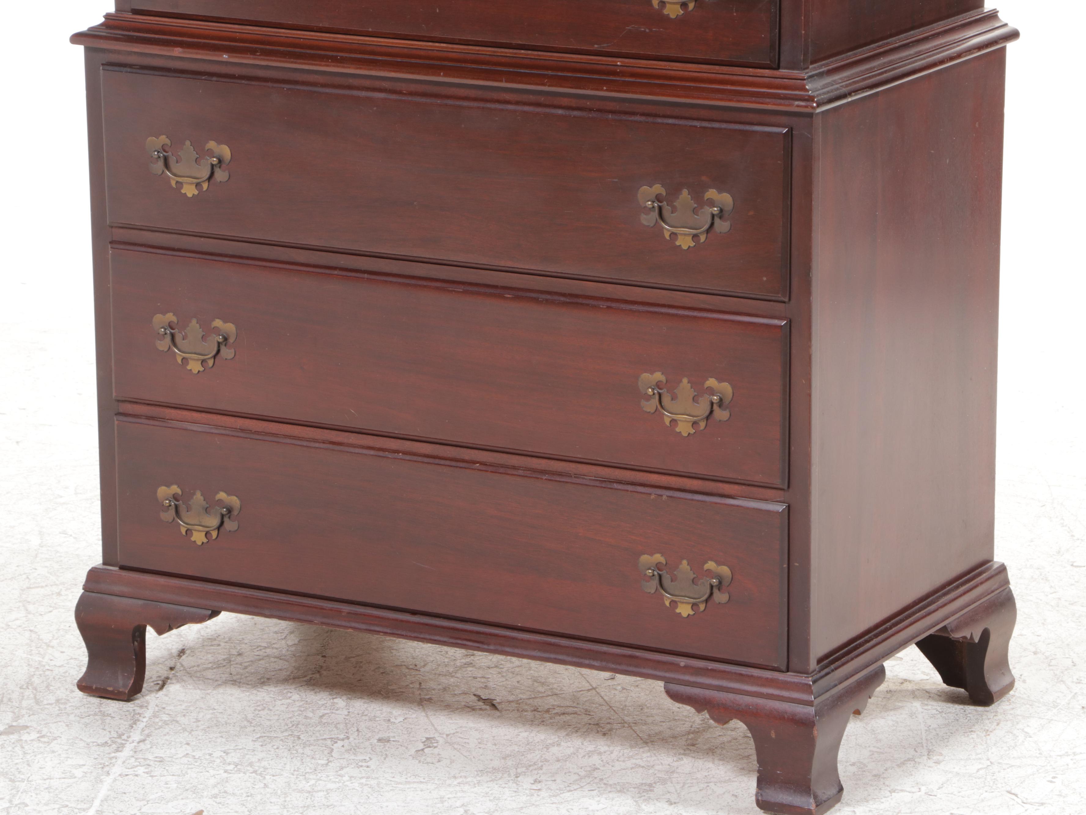 Hungerford of Memphis Colonial Style Mahogany Seven-Drawer Chest