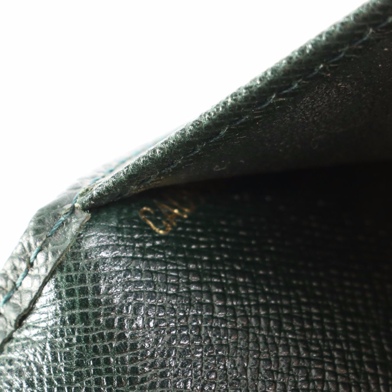 Louis Vuitton Vertical Bifold Wallet Checkbook Holder in Épicéa Taïga Leather