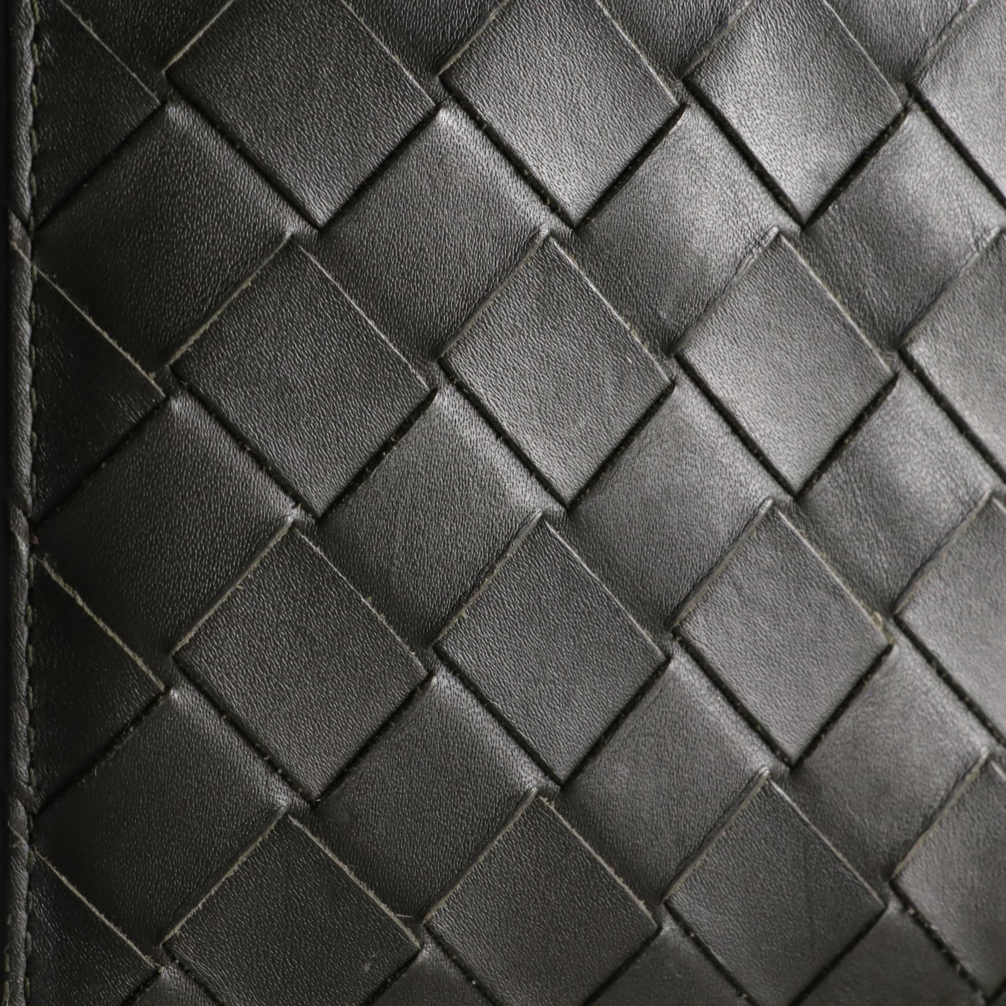 Bottega Veneta Intrecciato Leather Bifold Wallet with Box