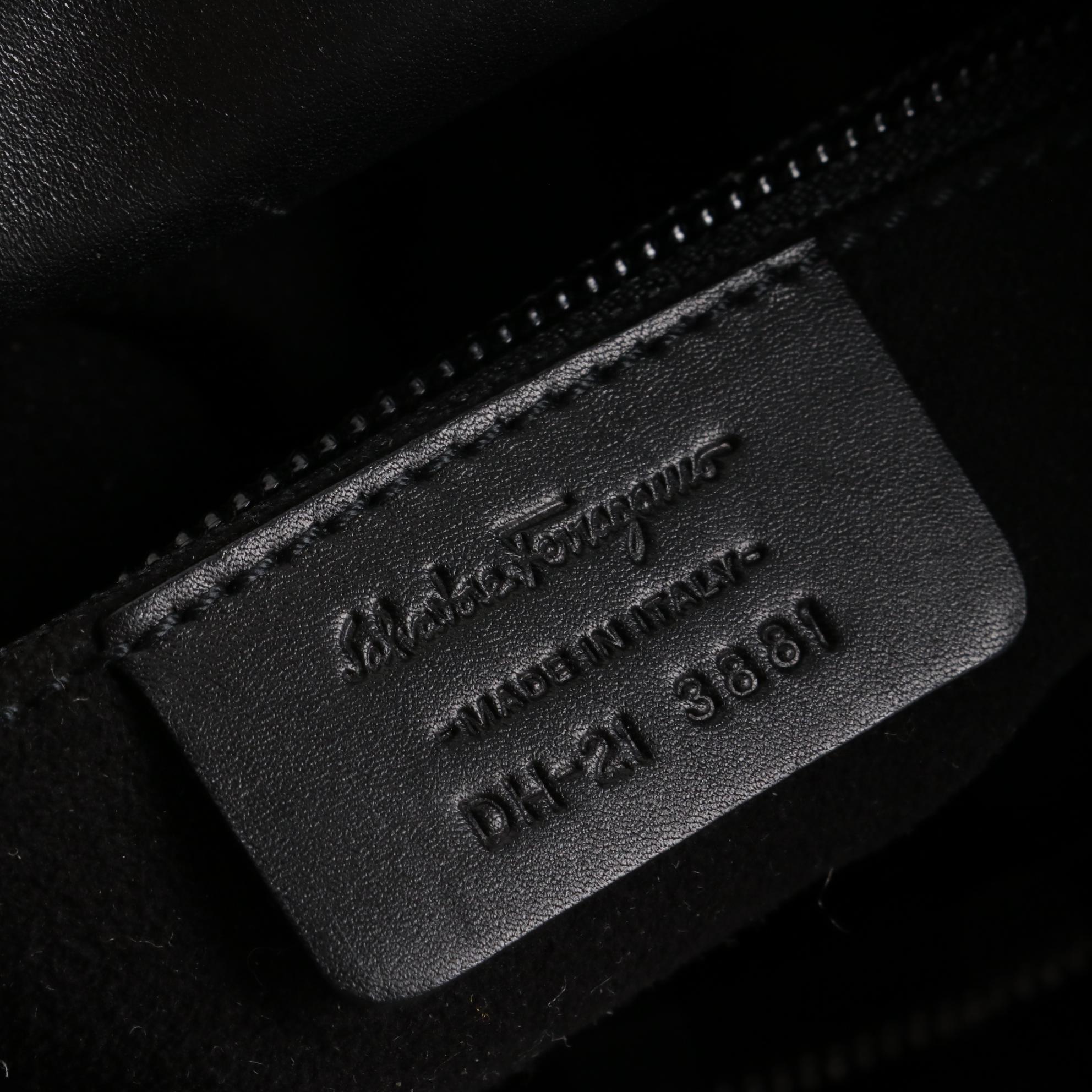 Salvatore Ferragamo Shoulder Bag in Black Leather