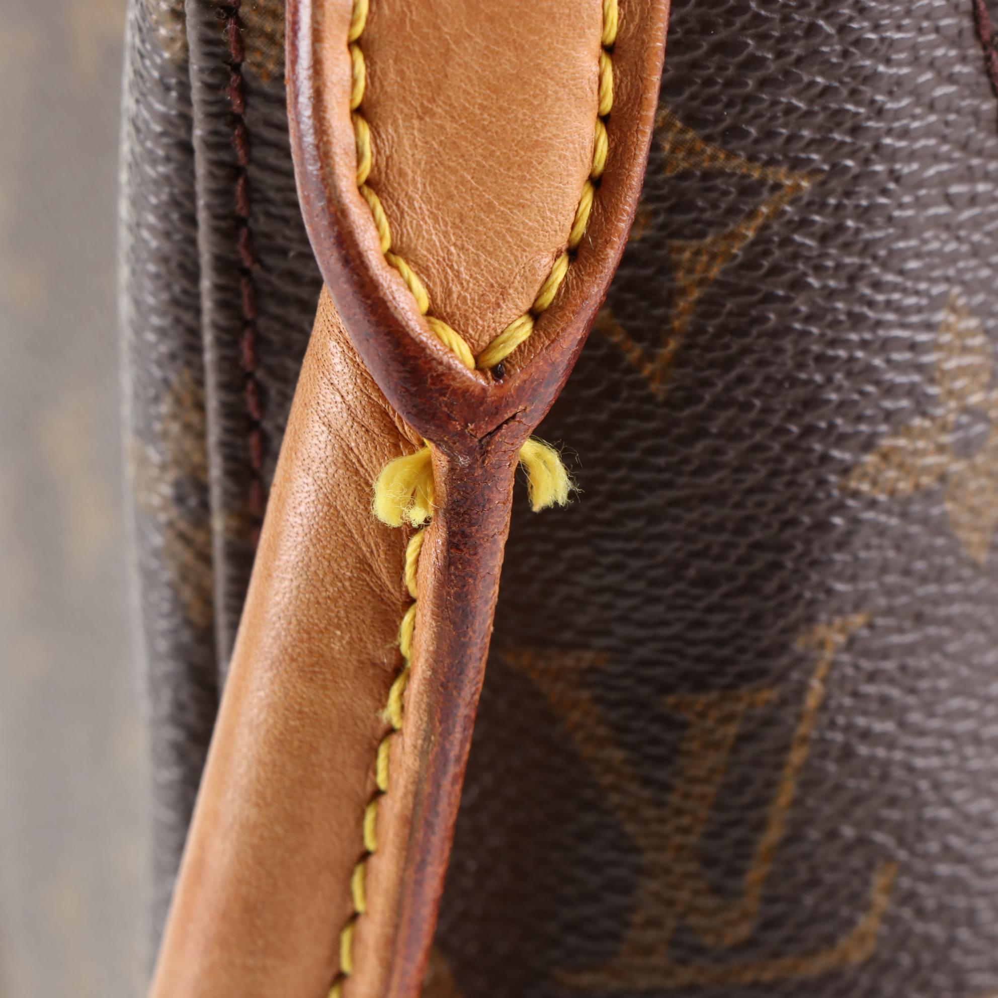 Louis Vuitton Looping GM Bag in Monogram Canvas and Vachetta Leather