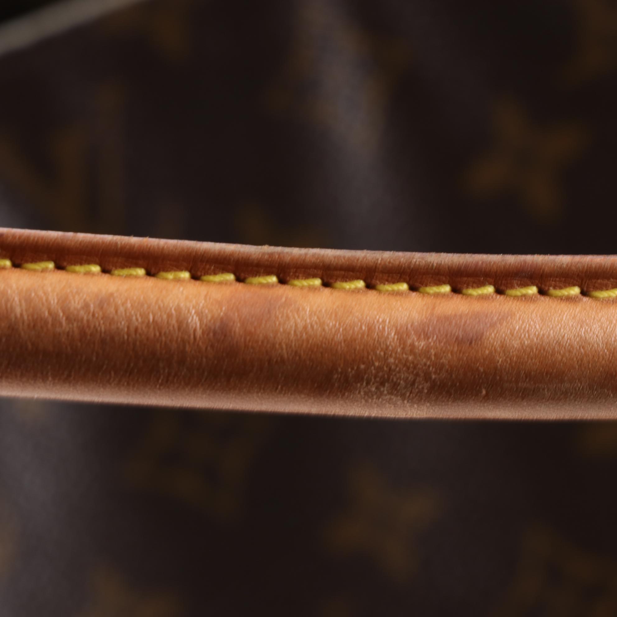 Louis Vuitton Looping GM Bag in Monogram Canvas and Vachetta Leather