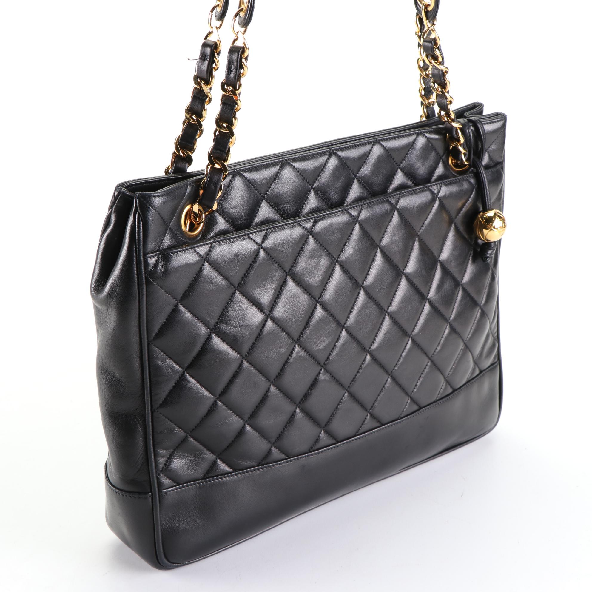 Chanel Shoulder Tote Bag in Black Quilted Lambskin Leather