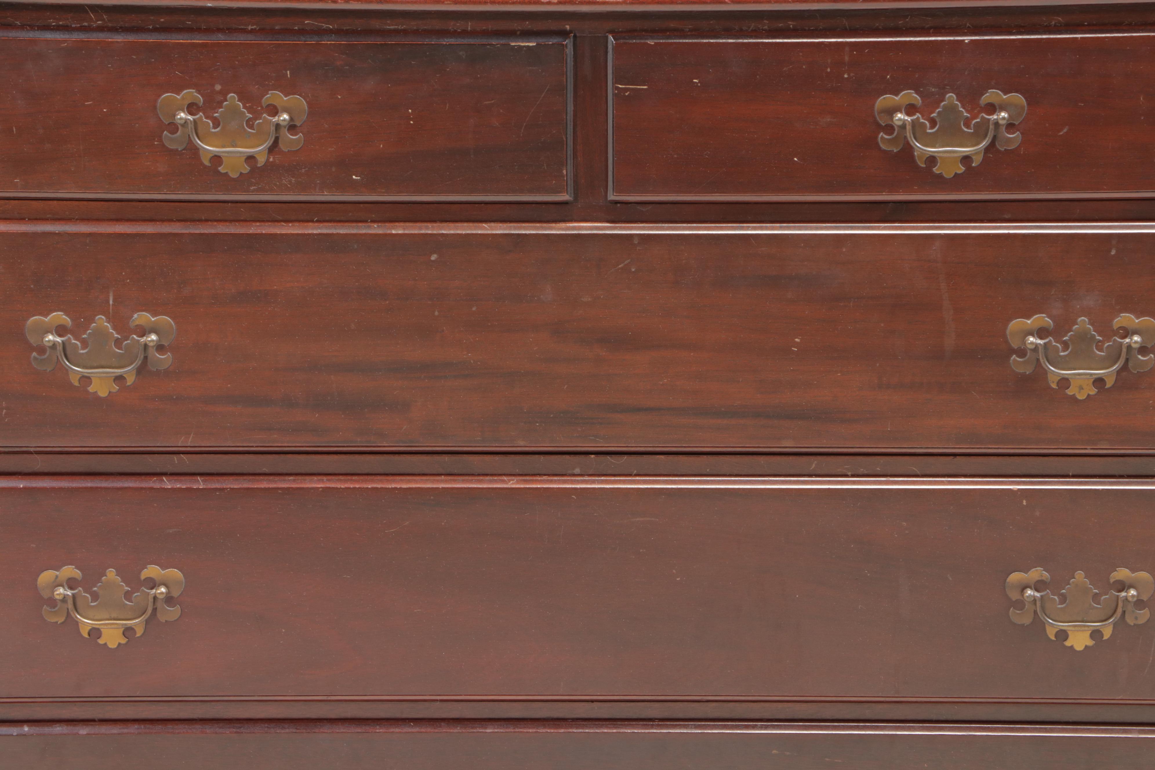 Hungerford of Memphis Colonial Style Mahogany Five-Drawer Dresser