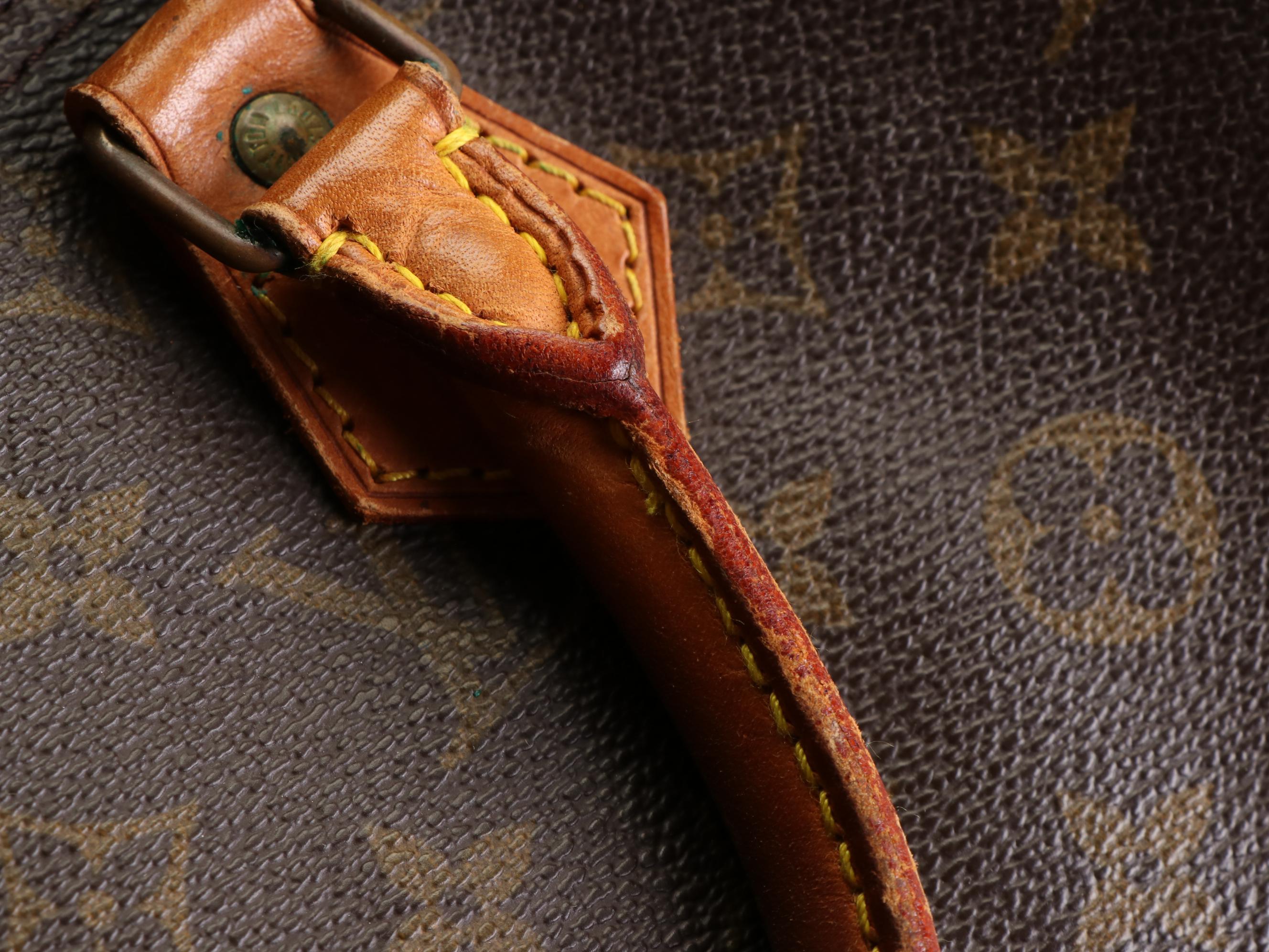 Louis Vuitton Speedy 30 in Monogram Canvas and Vachetta Leather