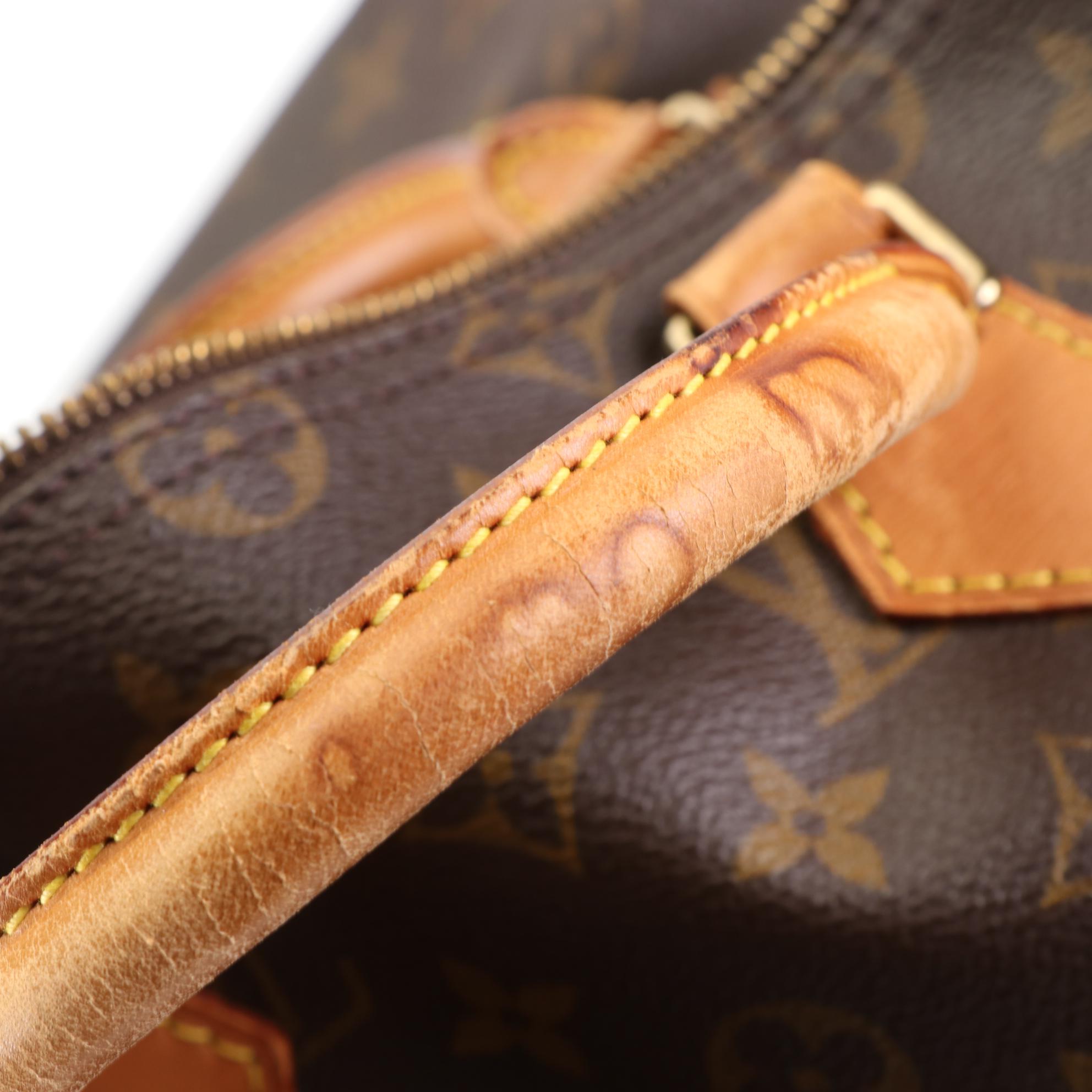 Louis Vuitton Speedy 35 in Monogram Canvas and Vachetta Leather
