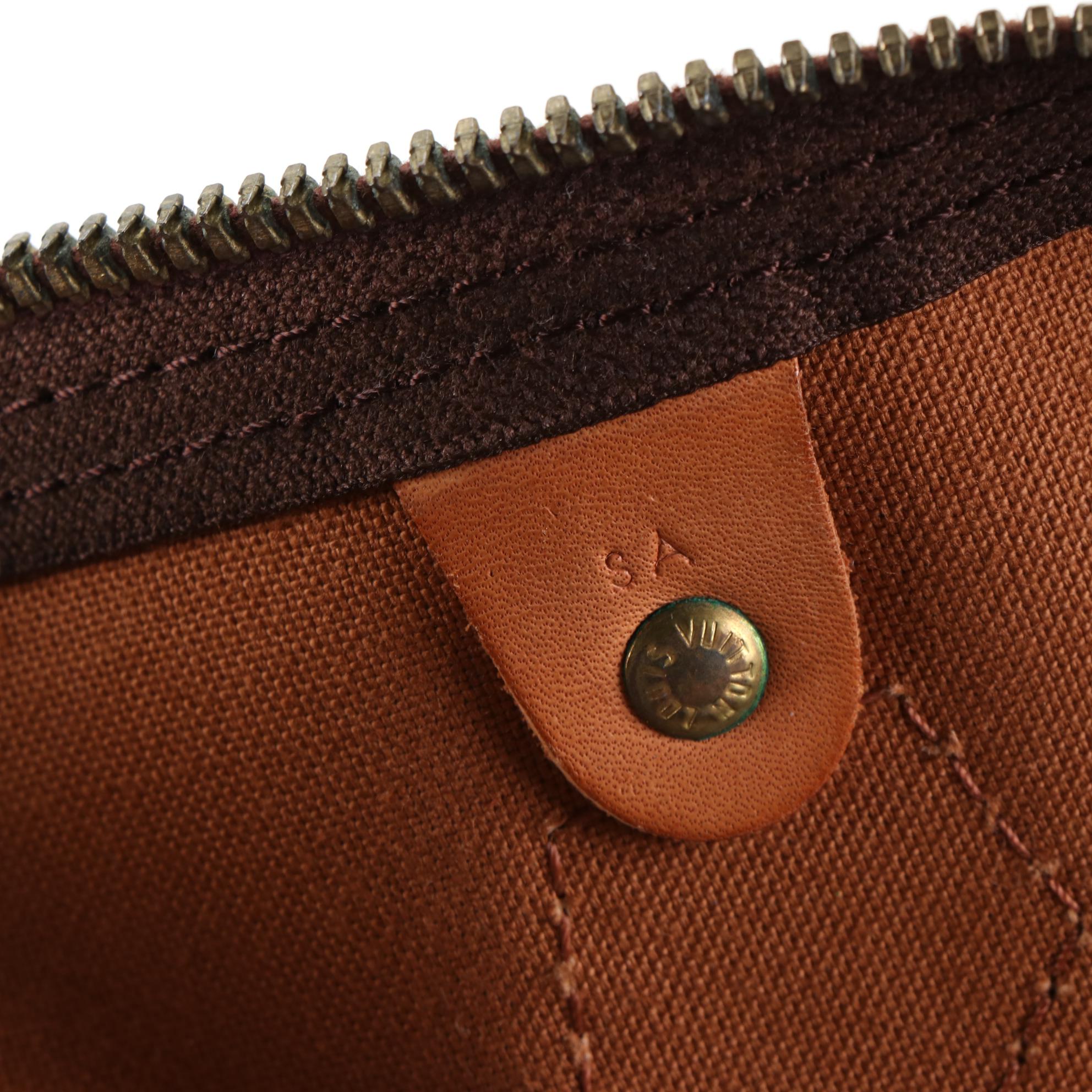 Louis Vuitton Speedy 40 in Monogram Canvas and Vachetta Leather