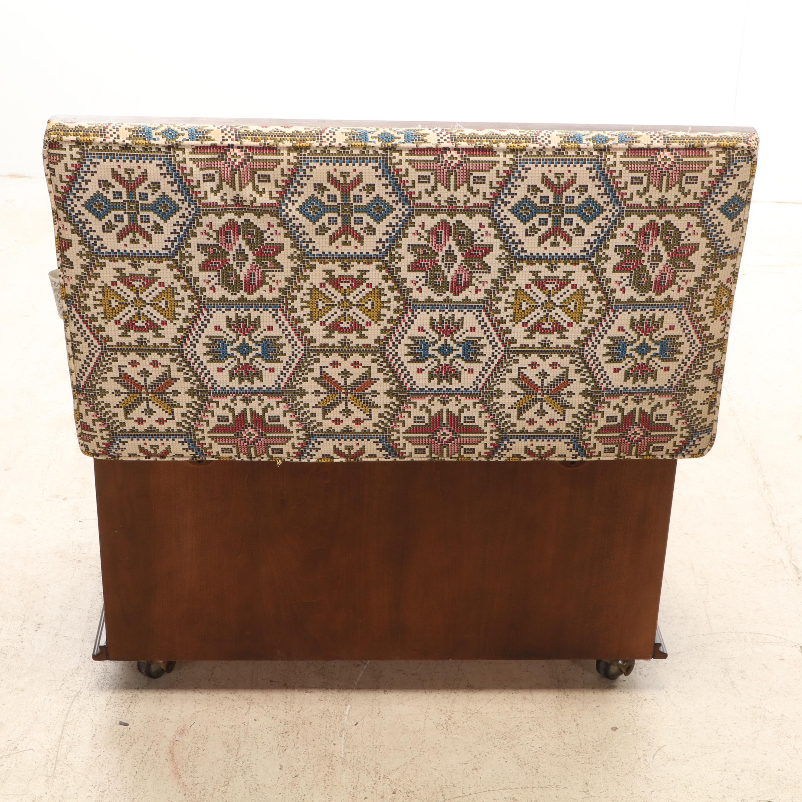 Hardwood Louvered Front Hardwood Record Trunk with Cushioned Top