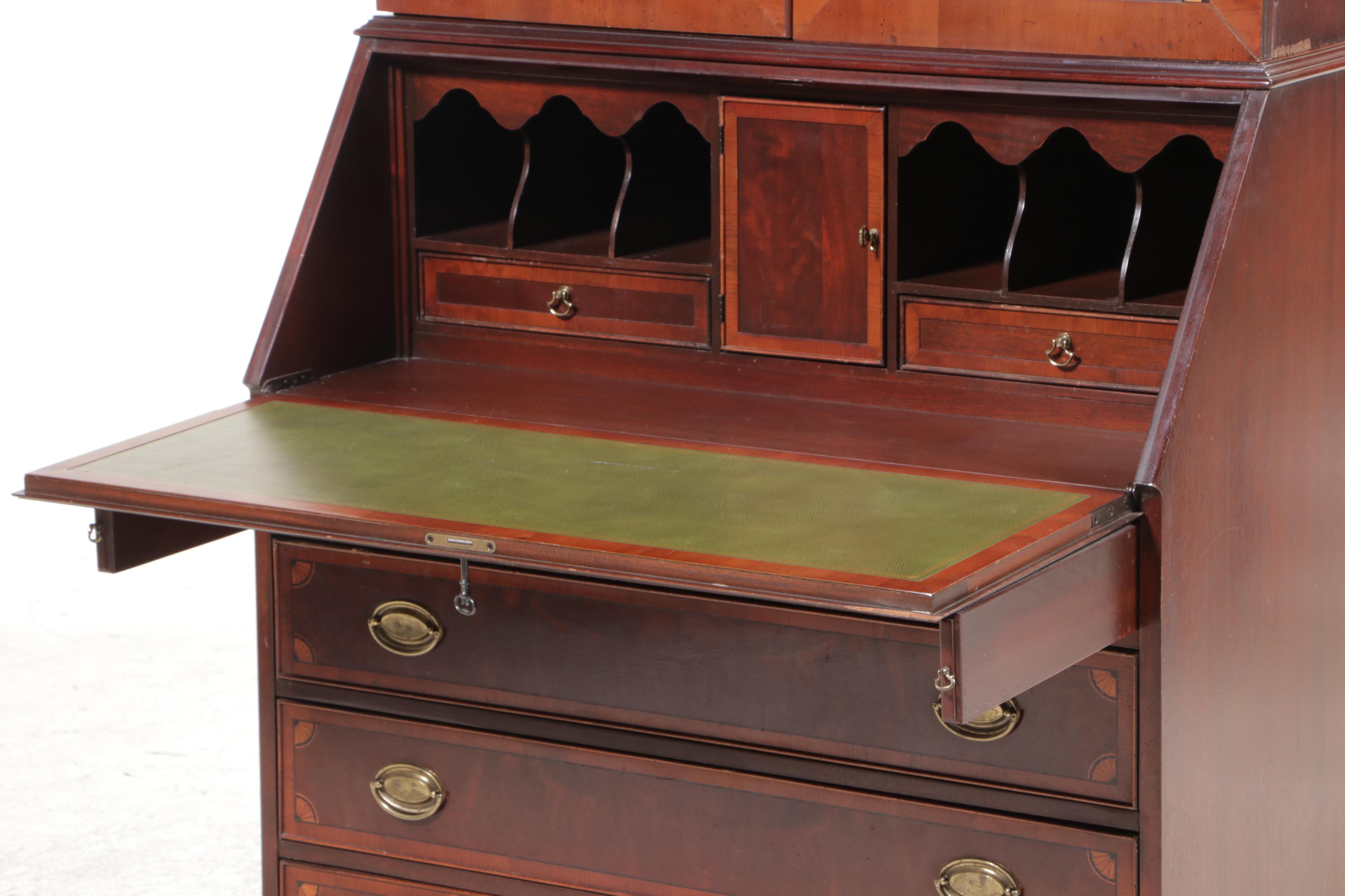 Hekman George III Style Mahogany-Veneered and Patera-Inlaid Secretary Bookcase