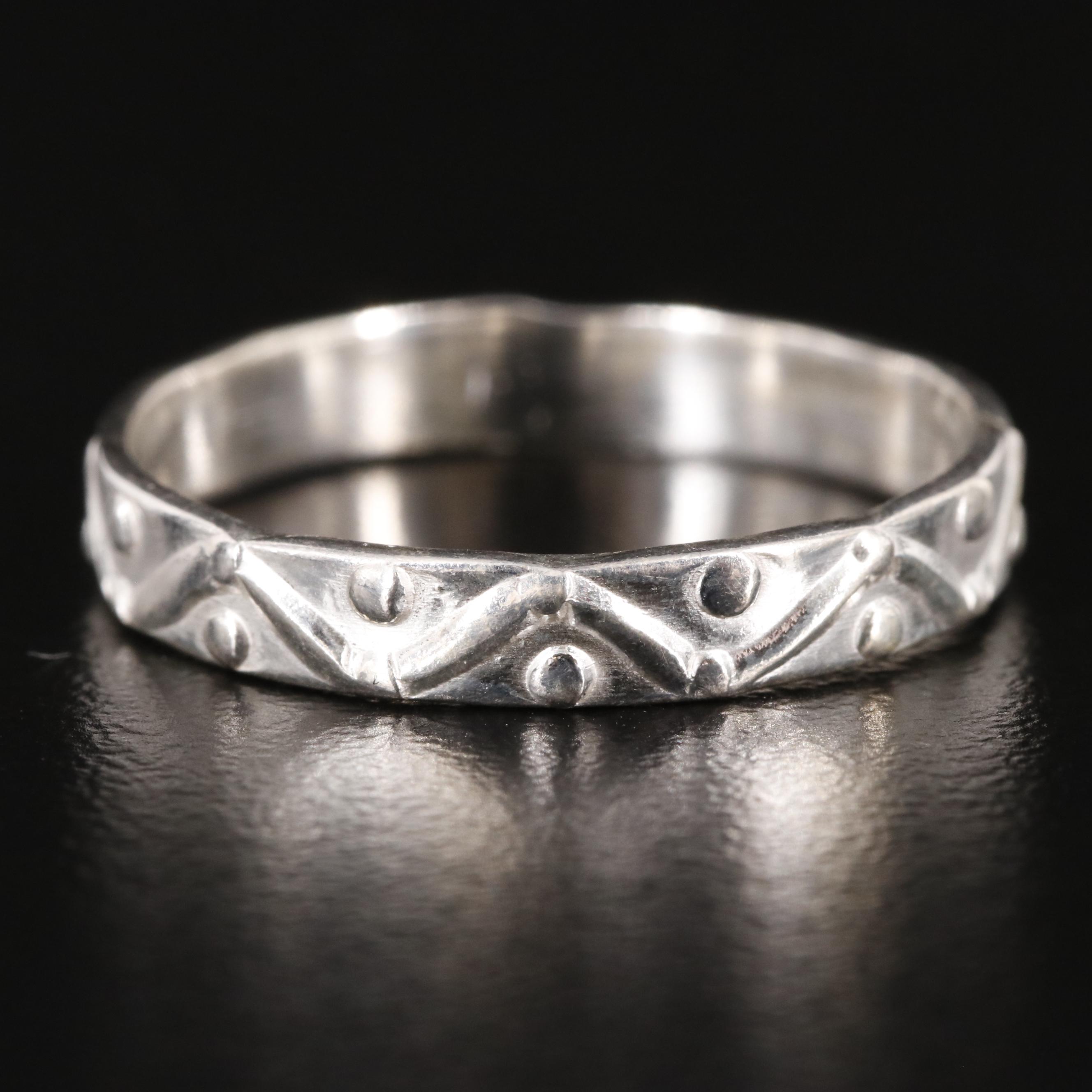 Sterling Zig Zag Band