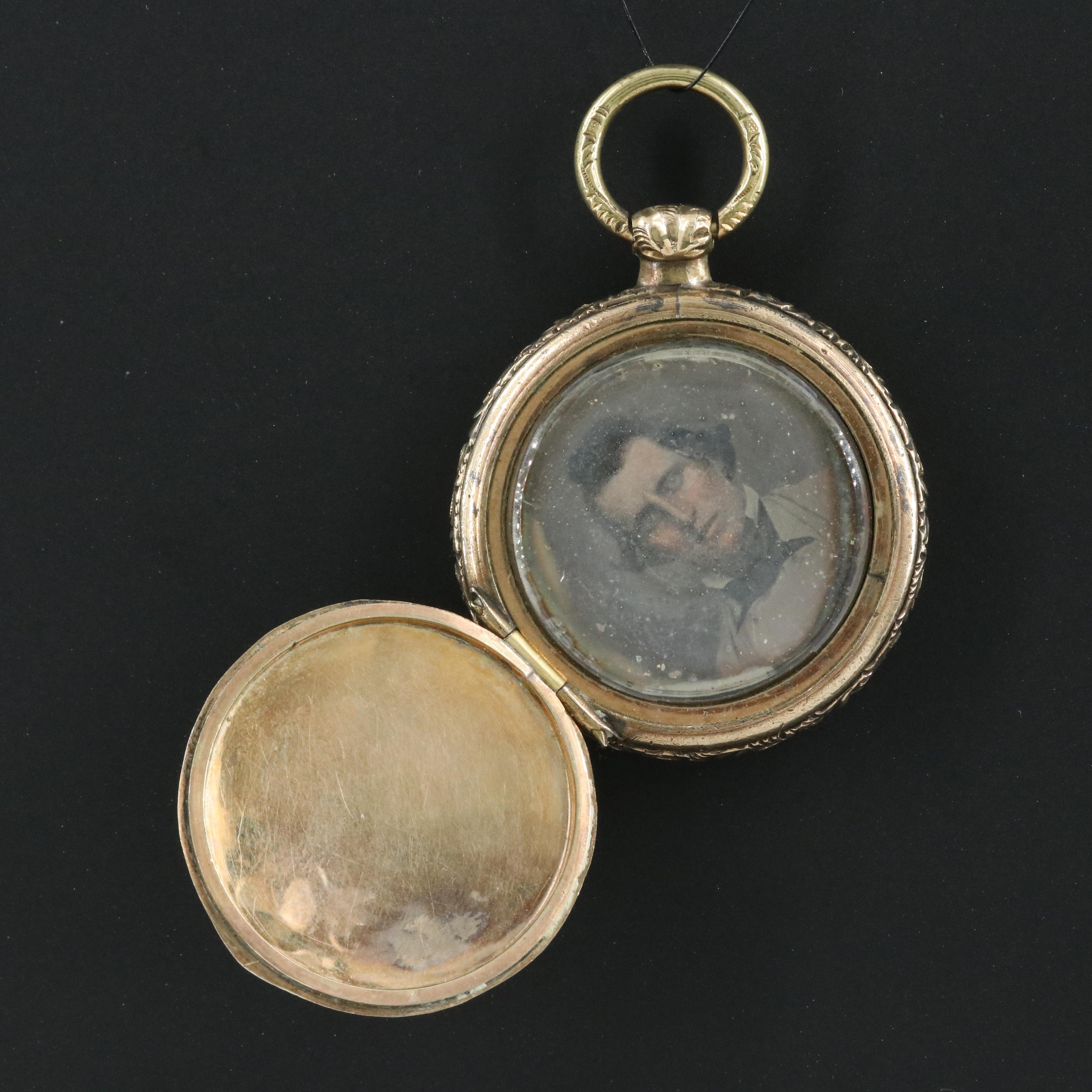 Antique Locket with Deguerreotypes