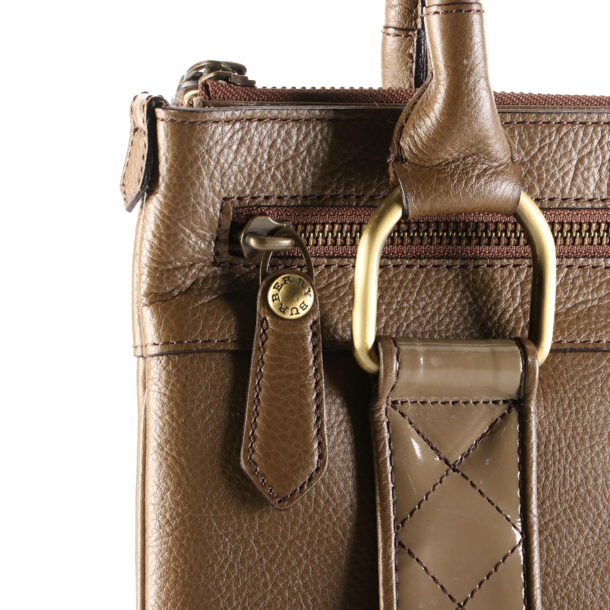 Burberry Shoulder Bag in Grained and Patent Leather with Nova Check Lining