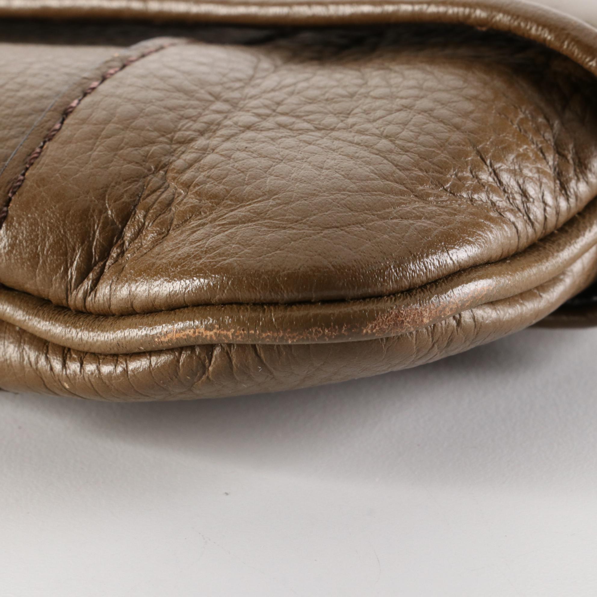 Burberry Shoulder Bag in Grained and Patent Leather with Nova Check Lining