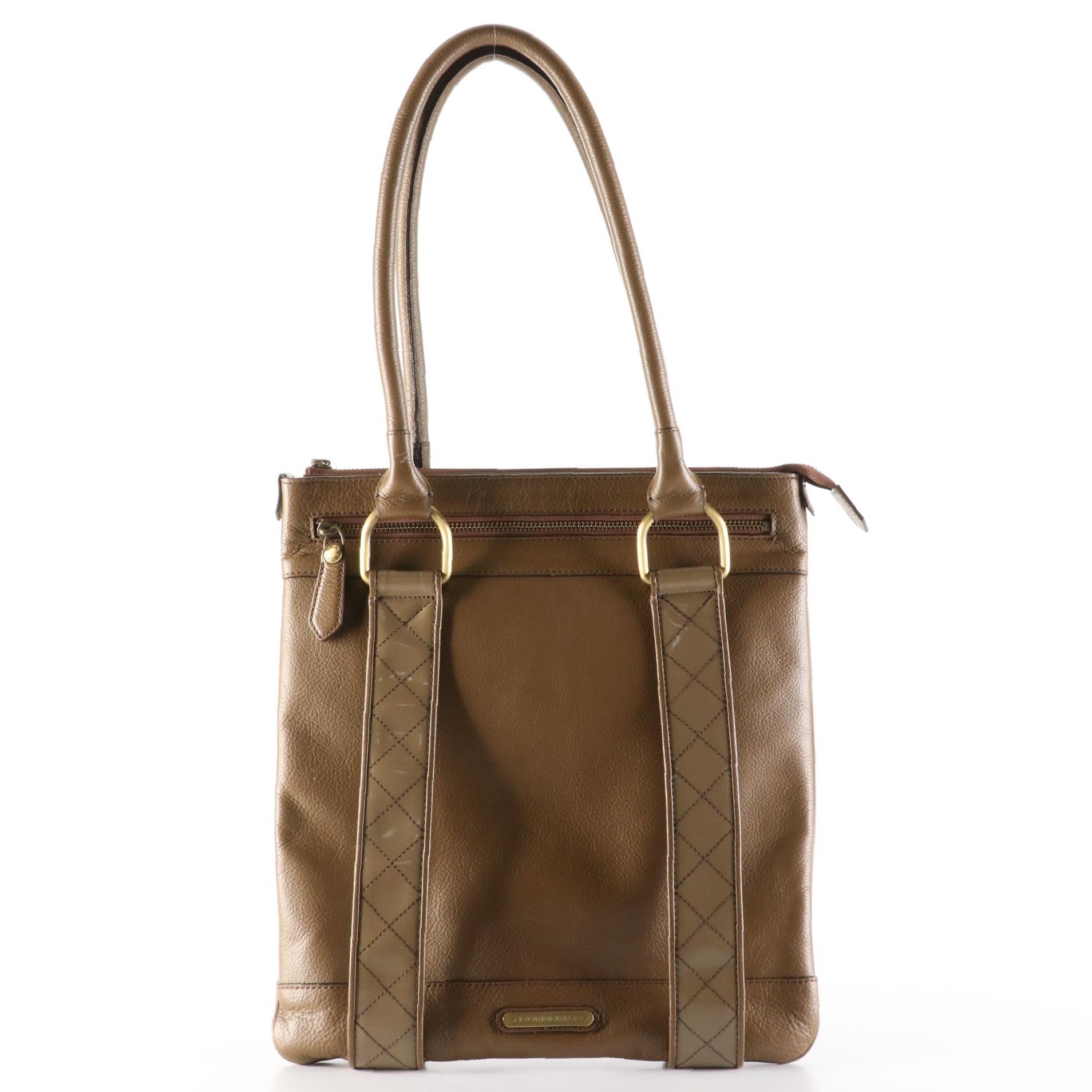 Burberry Shoulder Bag in Grained and Patent Leather with Nova Check Lining