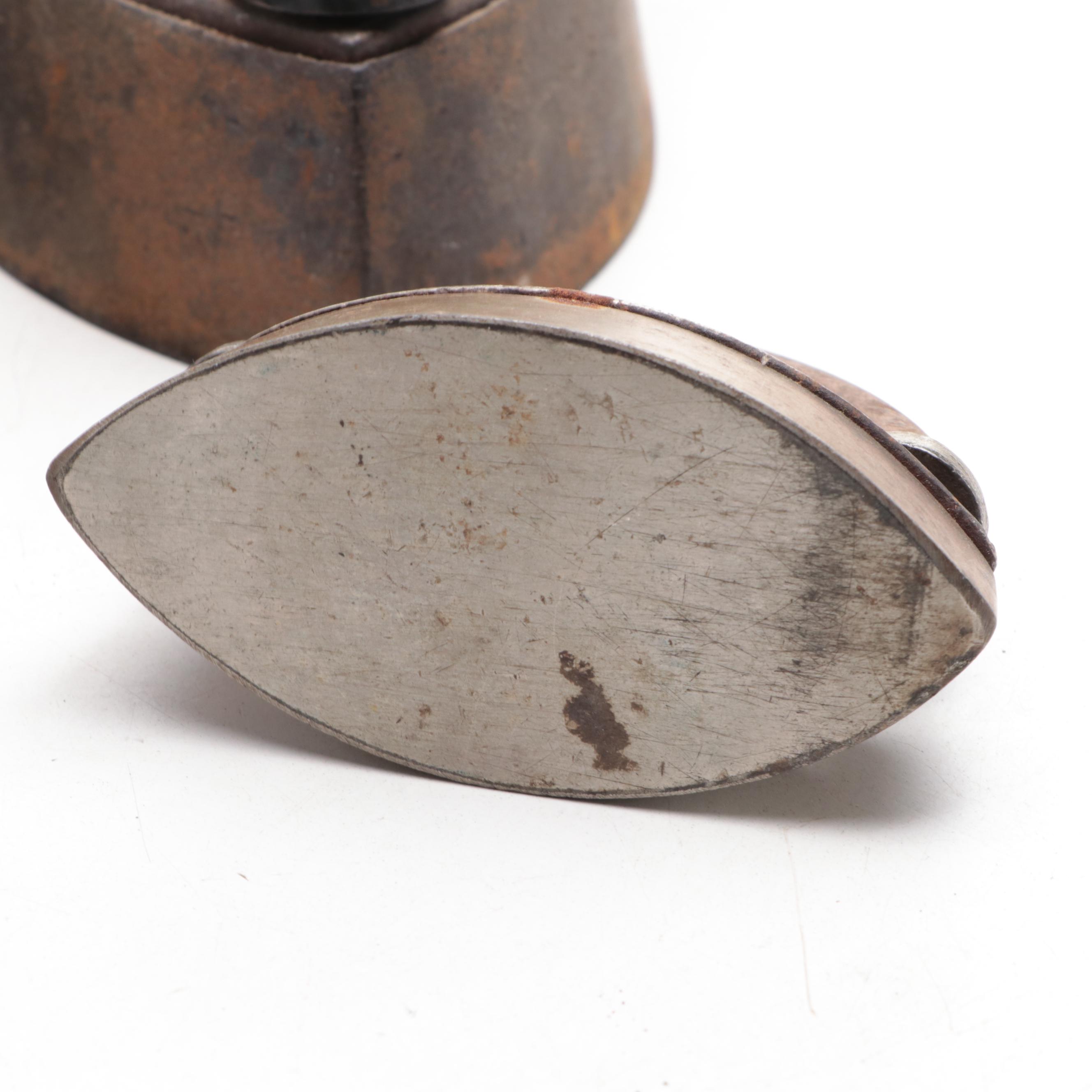 Griswold Cast Iron Frying Pans with Other Cookware, Sad Irons and Shoe Mold