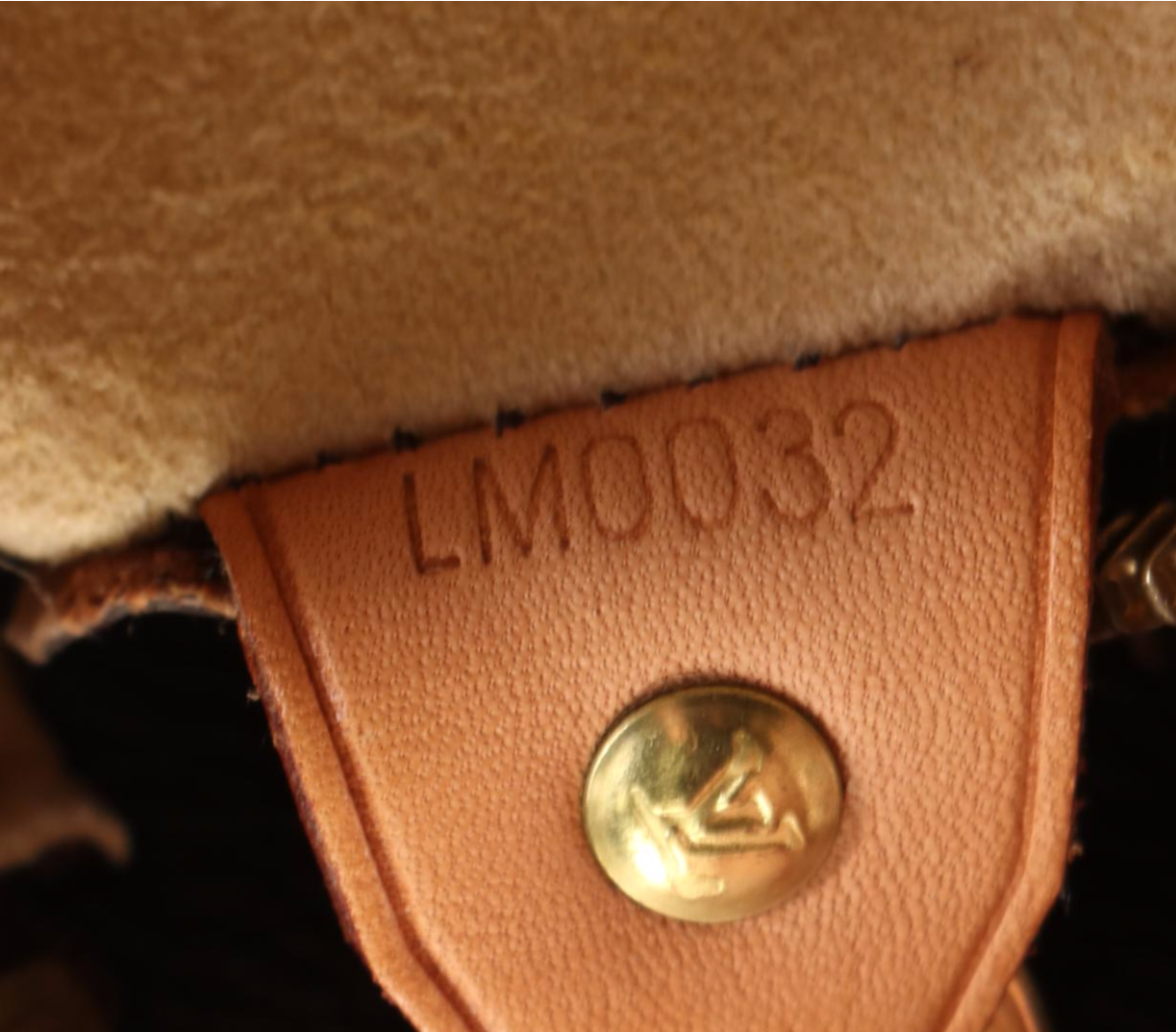 Louis Vuitton Looping GM Bag in Monogram Canvas and Vachetta Leather