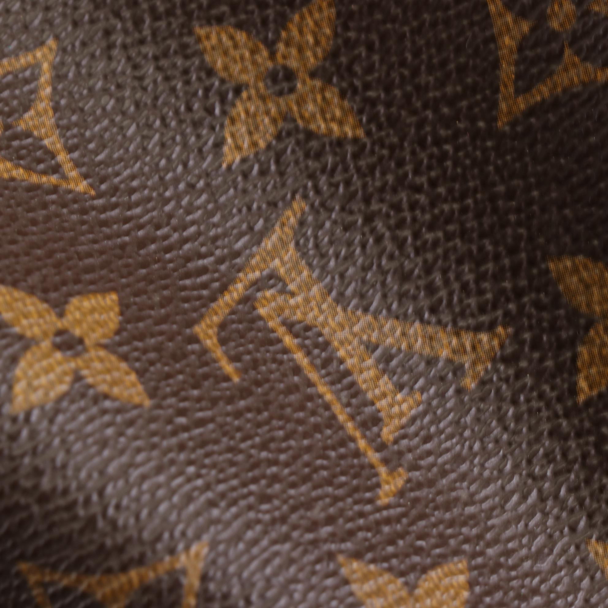 Louis Vuitton Keepall 45 Bandouliére in Monogram Canvas and Vachetta Leather