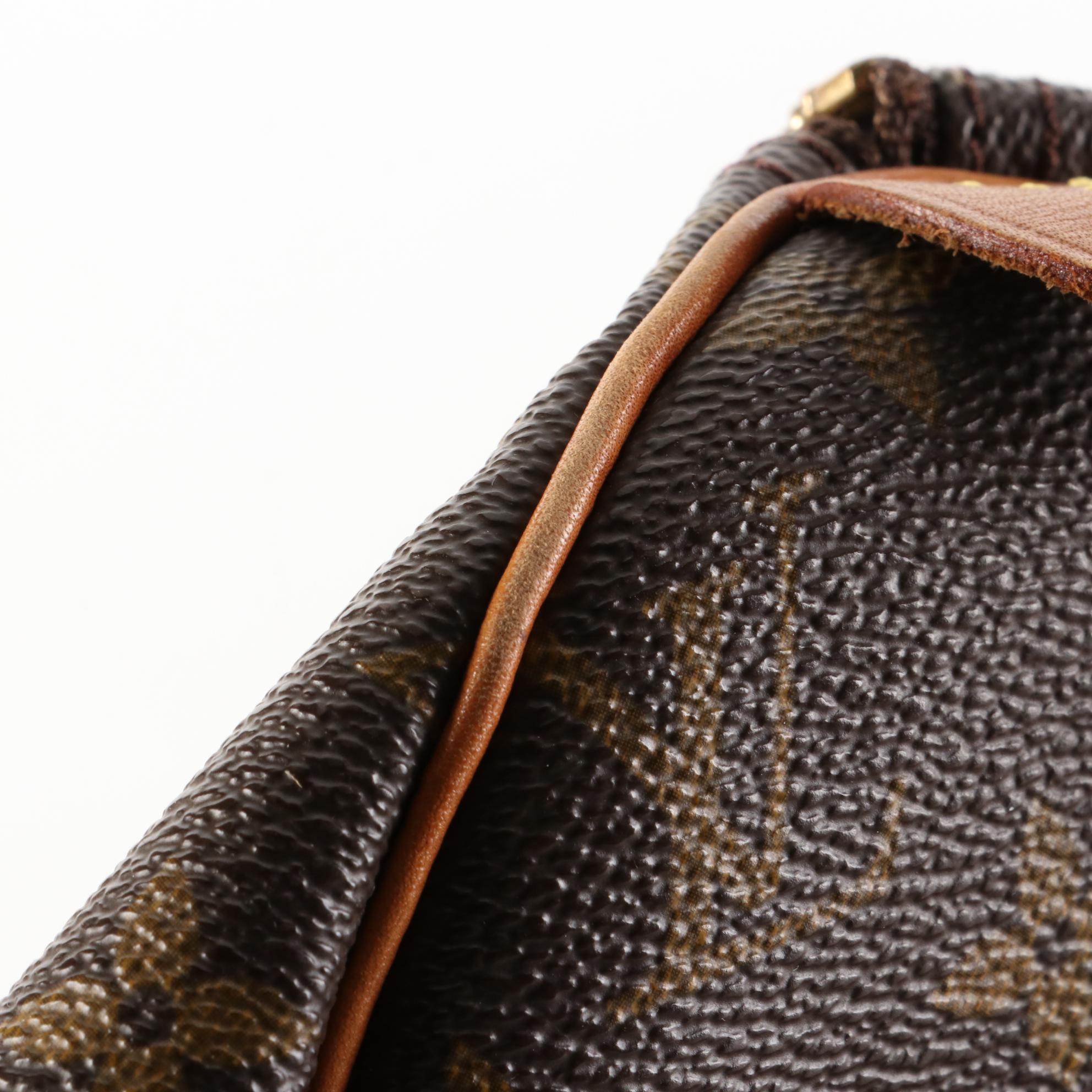 Louis Vuitton Speedy 30 in Monogram Canvas and Vachetta Leather
