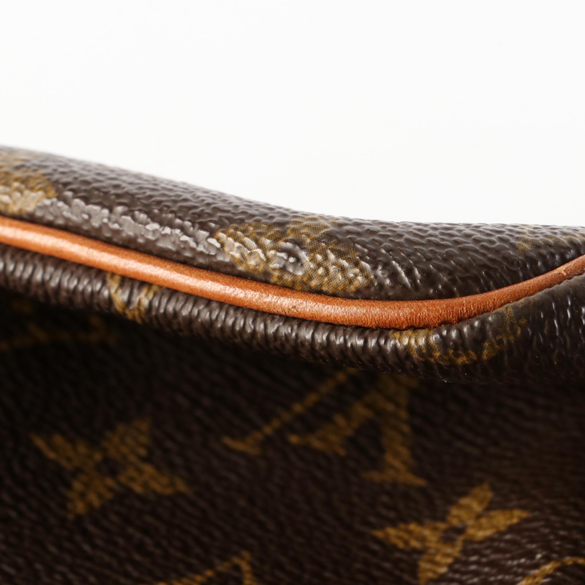 Louis Vuitton Speedy 30 in Monogram Canvas and Vachetta Leather