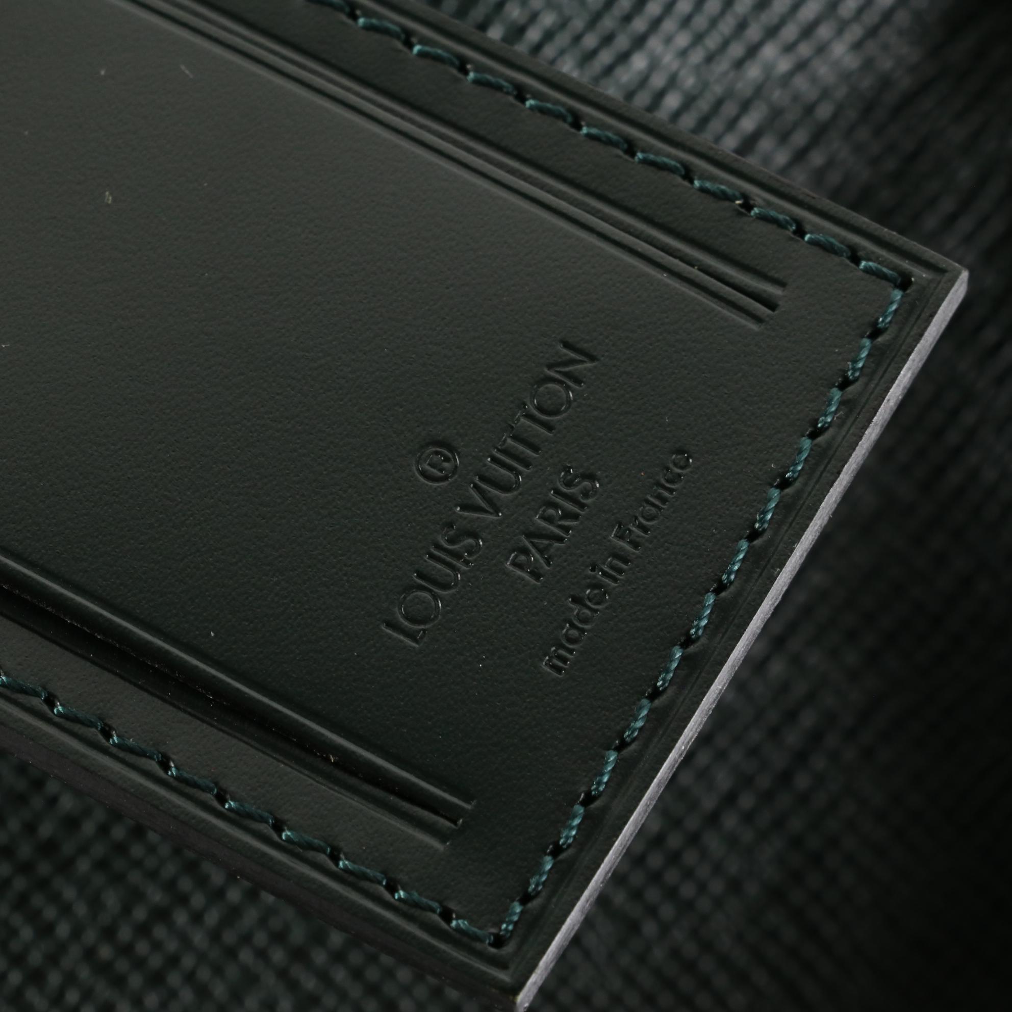 Louis Vuitton Kendall GM Travel Bag in Épicéa Taïga Leather