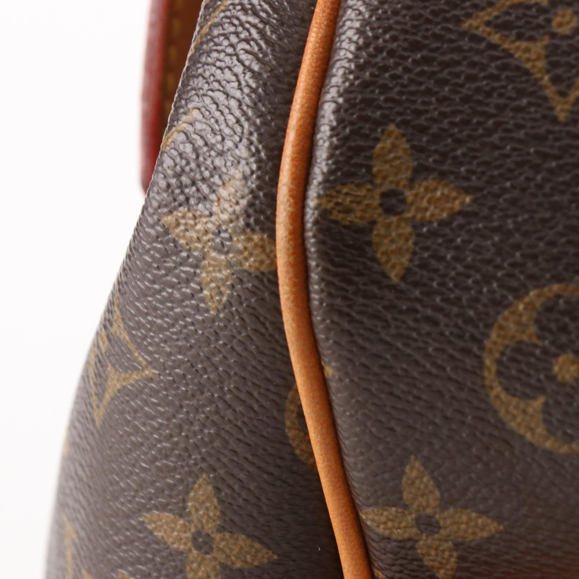 Louis Vuitton Retiro Handbag in Monogram Canvas with Detachable Shoulder Strap