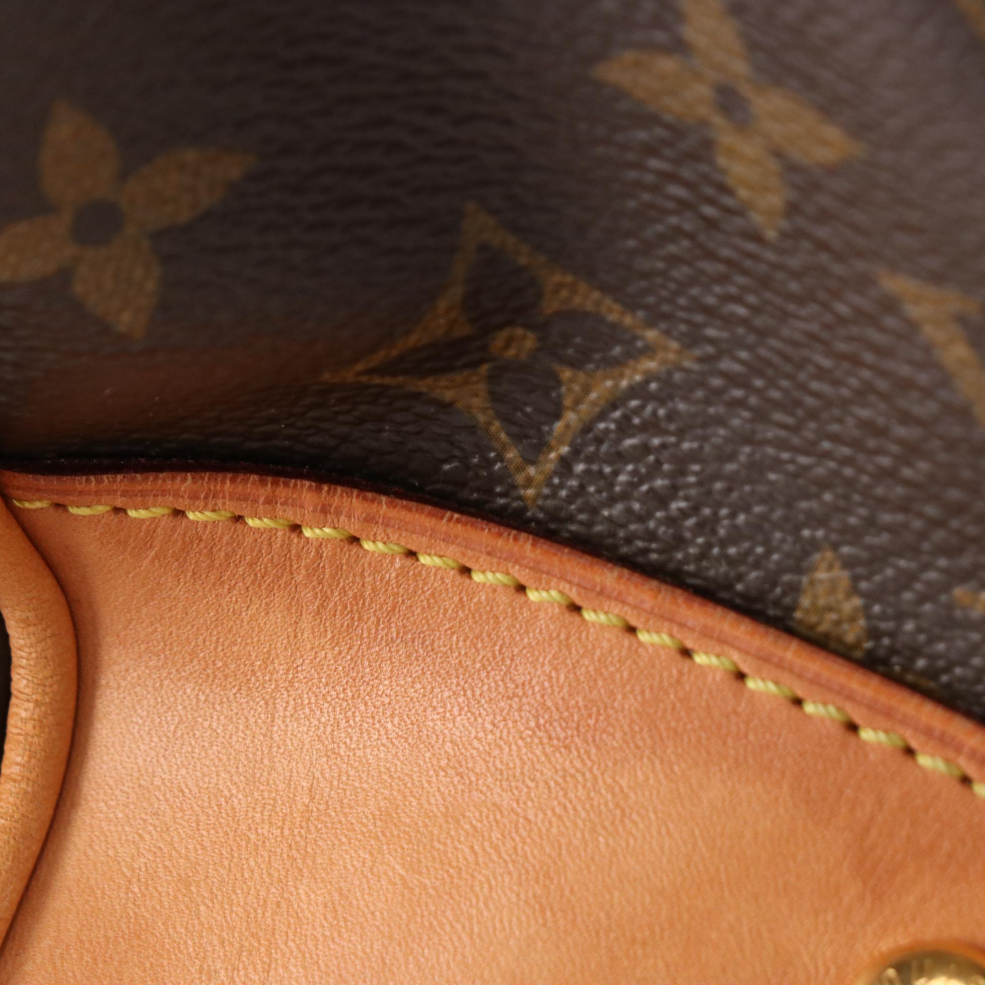 Louis Vuitton Retiro Handbag in Monogram Canvas with Detachable Shoulder Strap