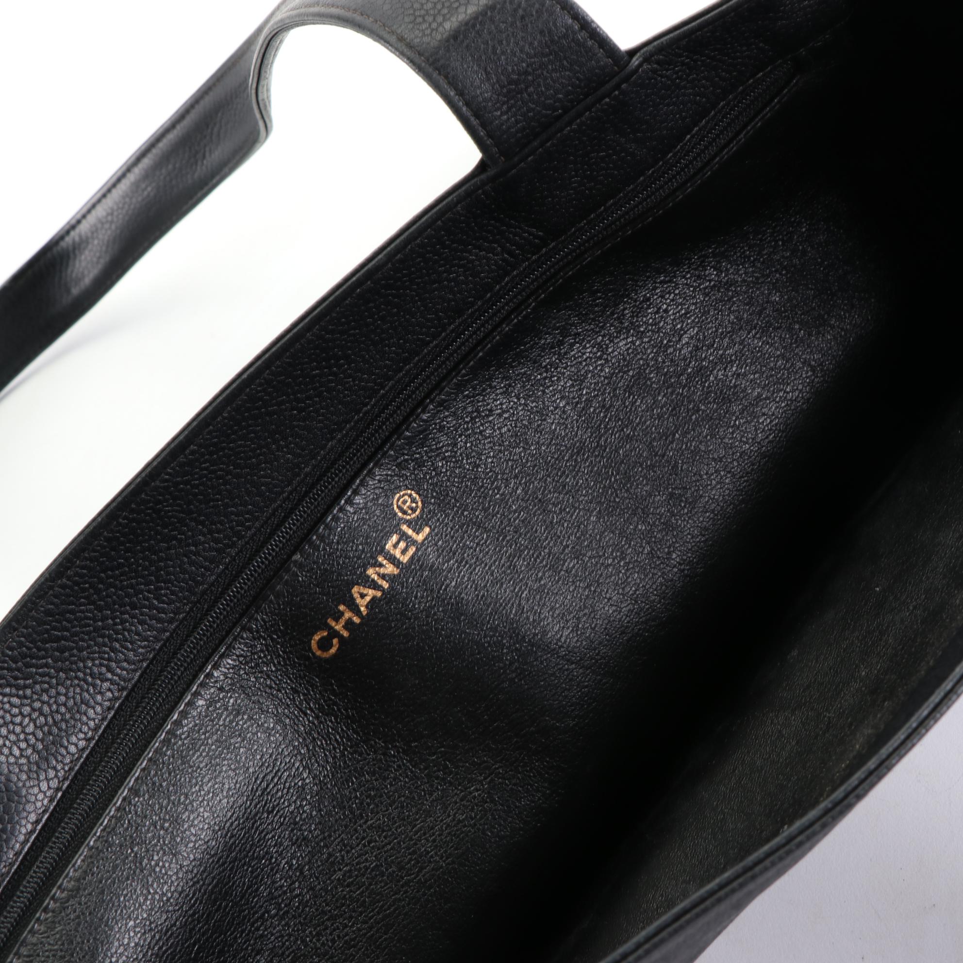 Chanel CC Large Tote Bag in Black Caviar Leather