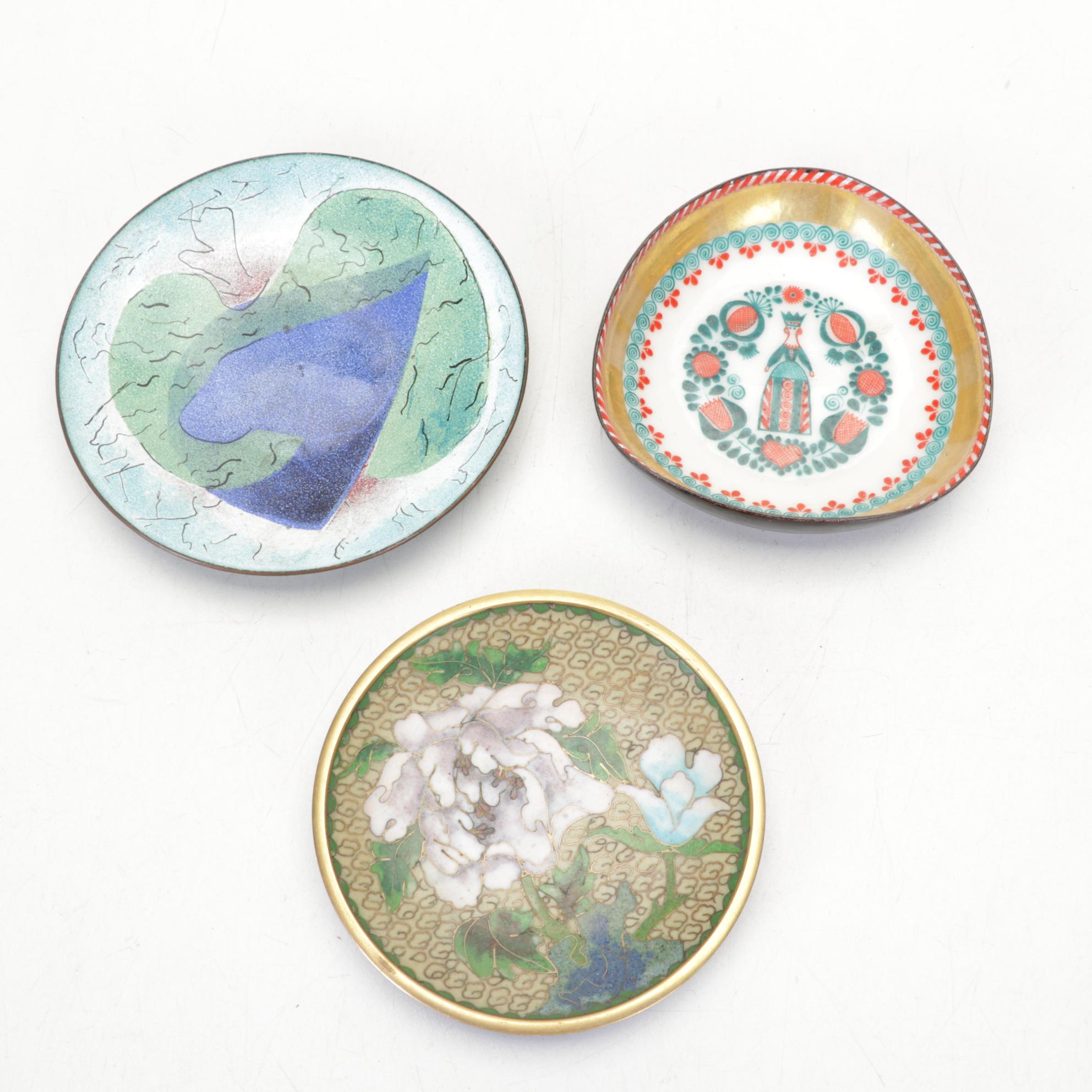 Craftsmen, Inc Copper Bookends with Copper, Glass, and Enamel Bowls and Ashtrays