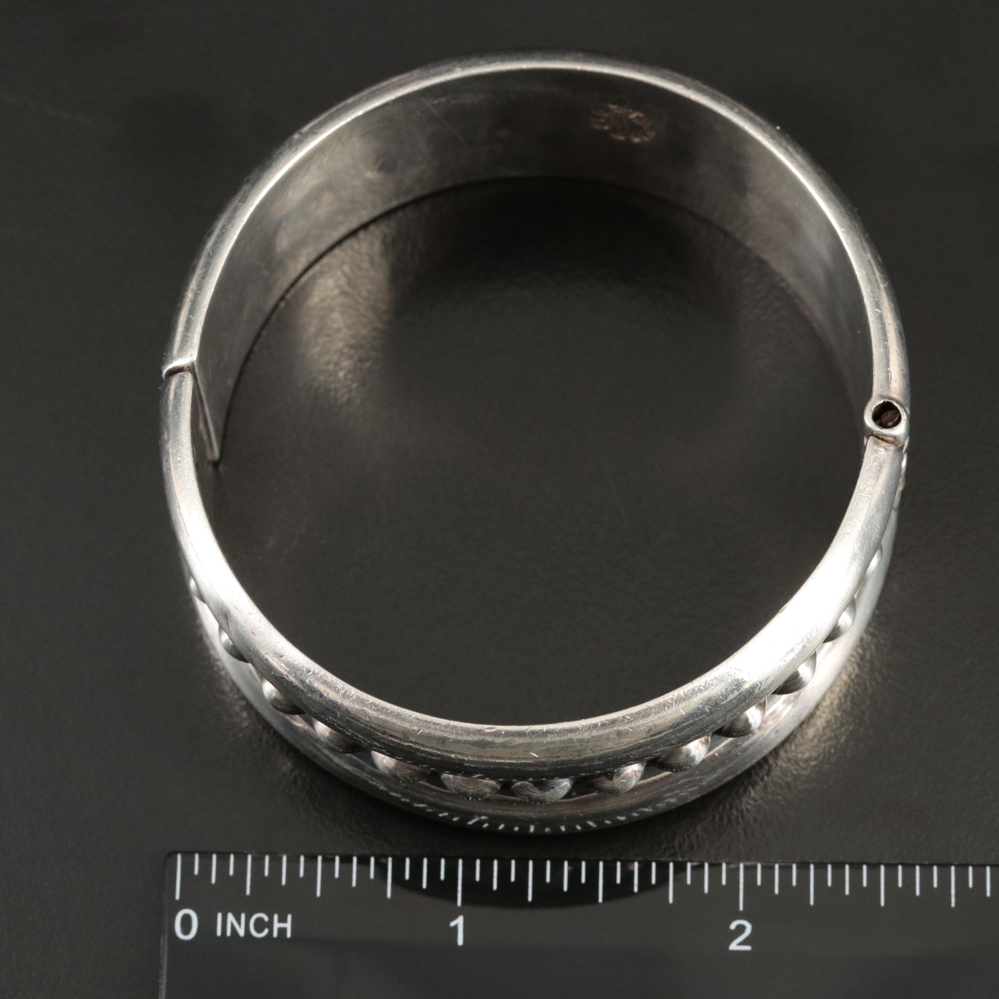 Mexican Modernist Sterling Wide Bead Clamper