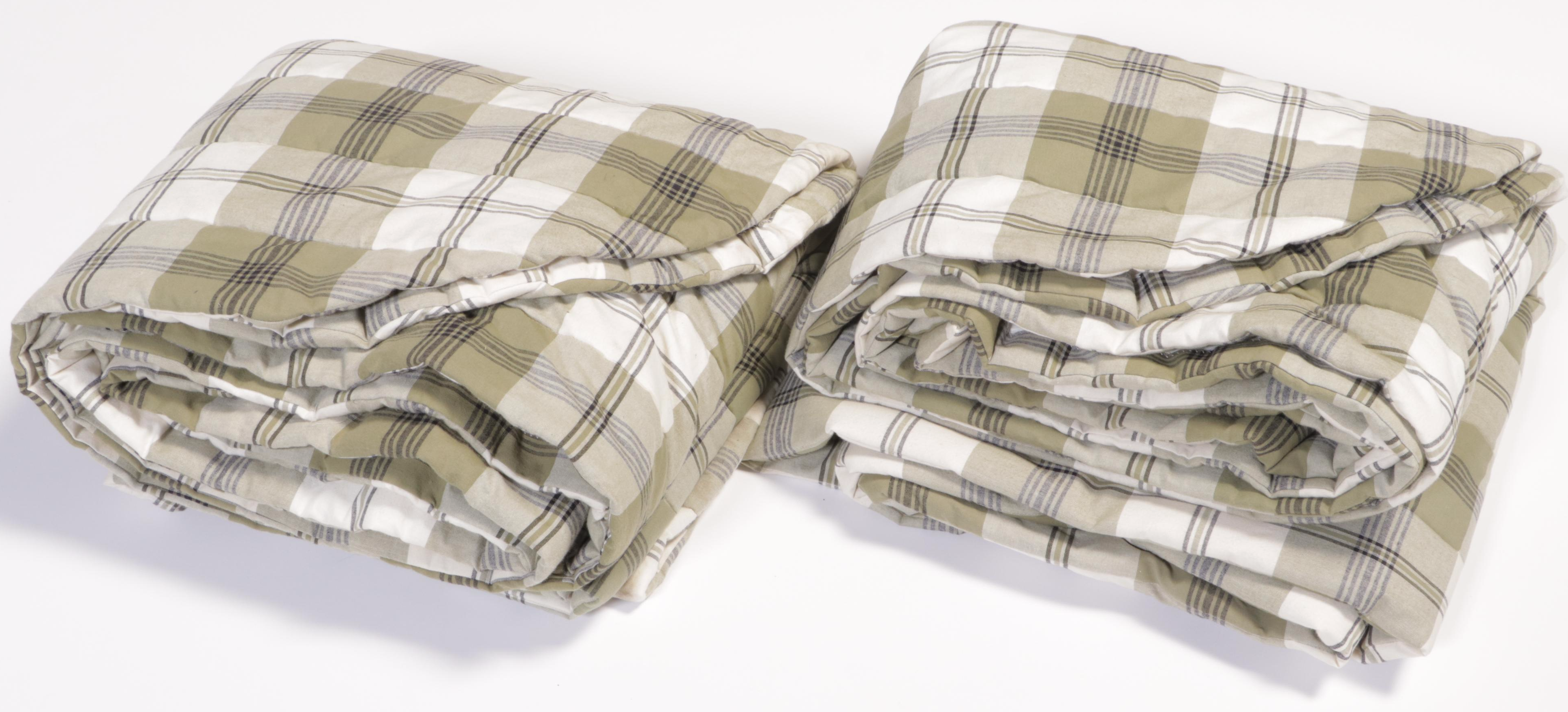 Two Hungerford Colonial Style Mahogany Twin Beds with Nightstand and Bedding