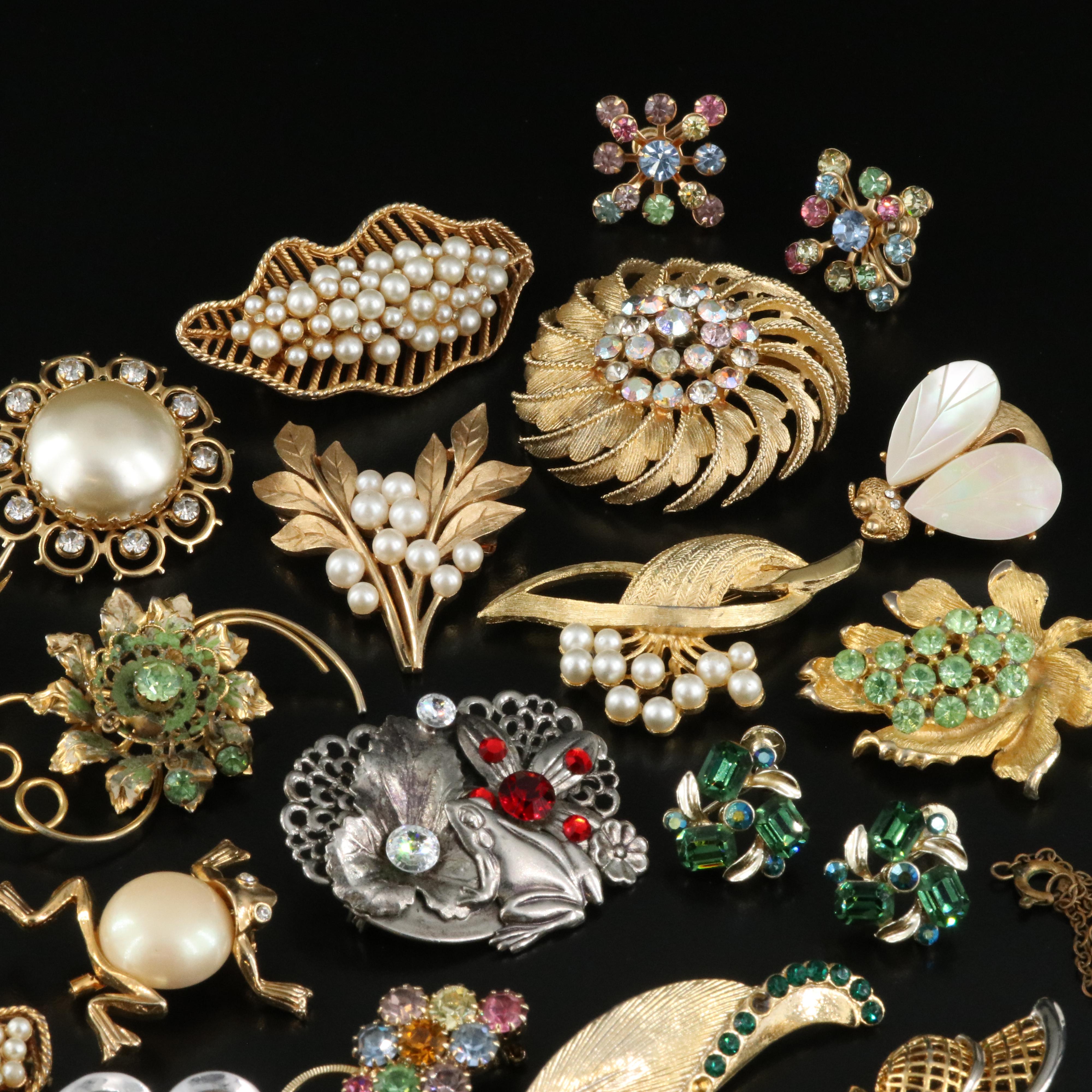 Lisner, Trifari and Krementz Featured in Vintage Jewelry