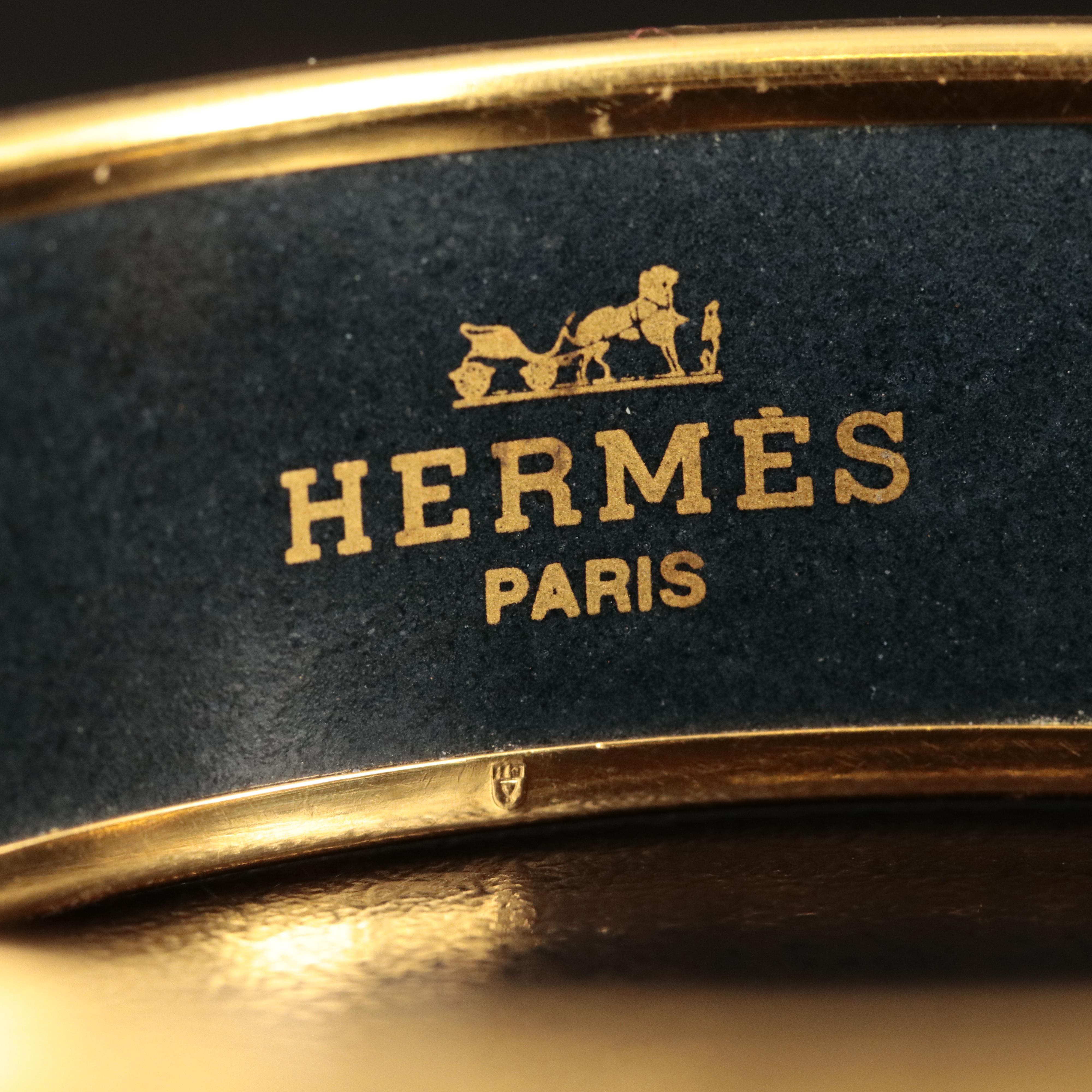 Hermès Enameled Equestrian Bangle with Horse and Rider Pattern