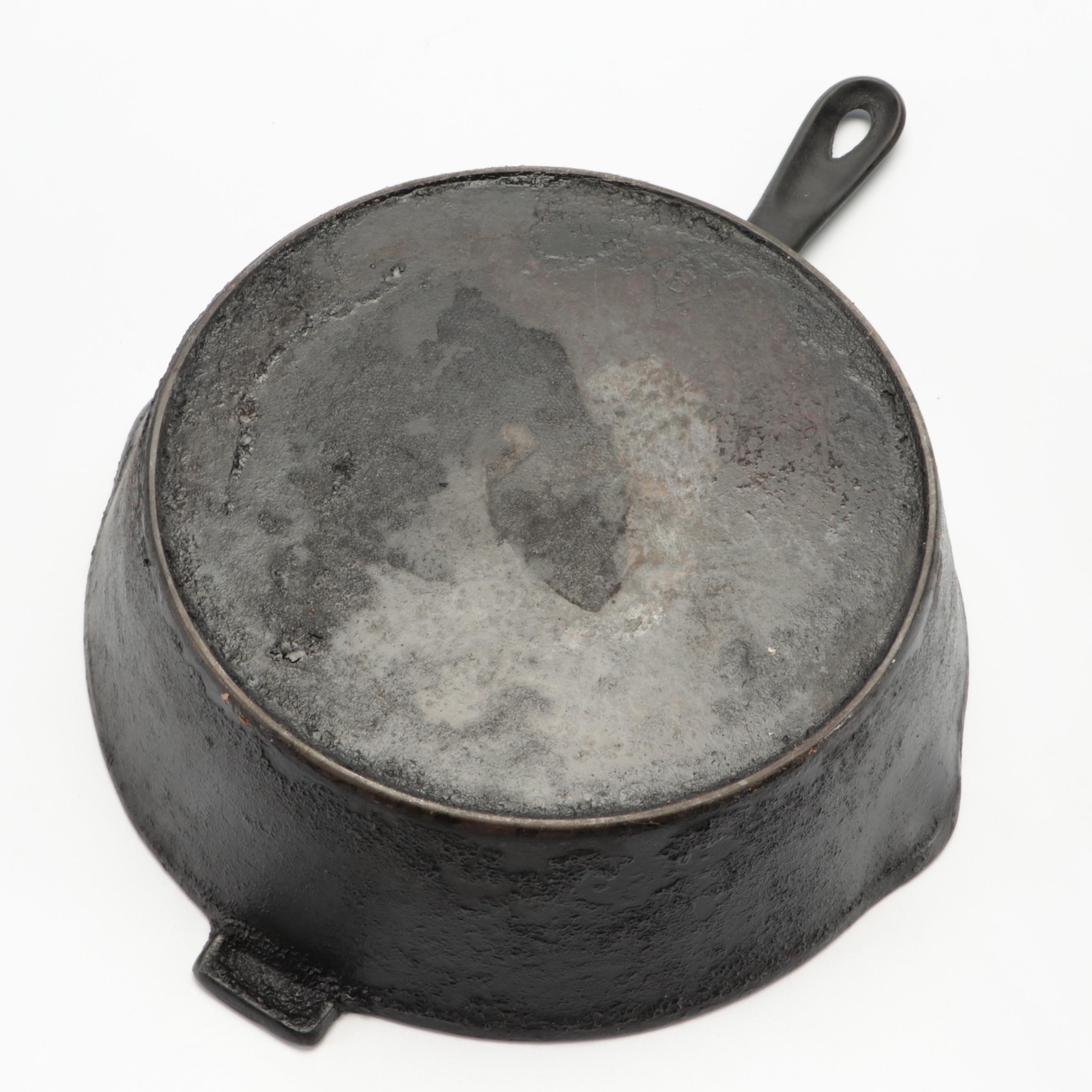 Wagner Ware No. 5 Cast Iron Skillets with Other Deep Skillet, 20th Century