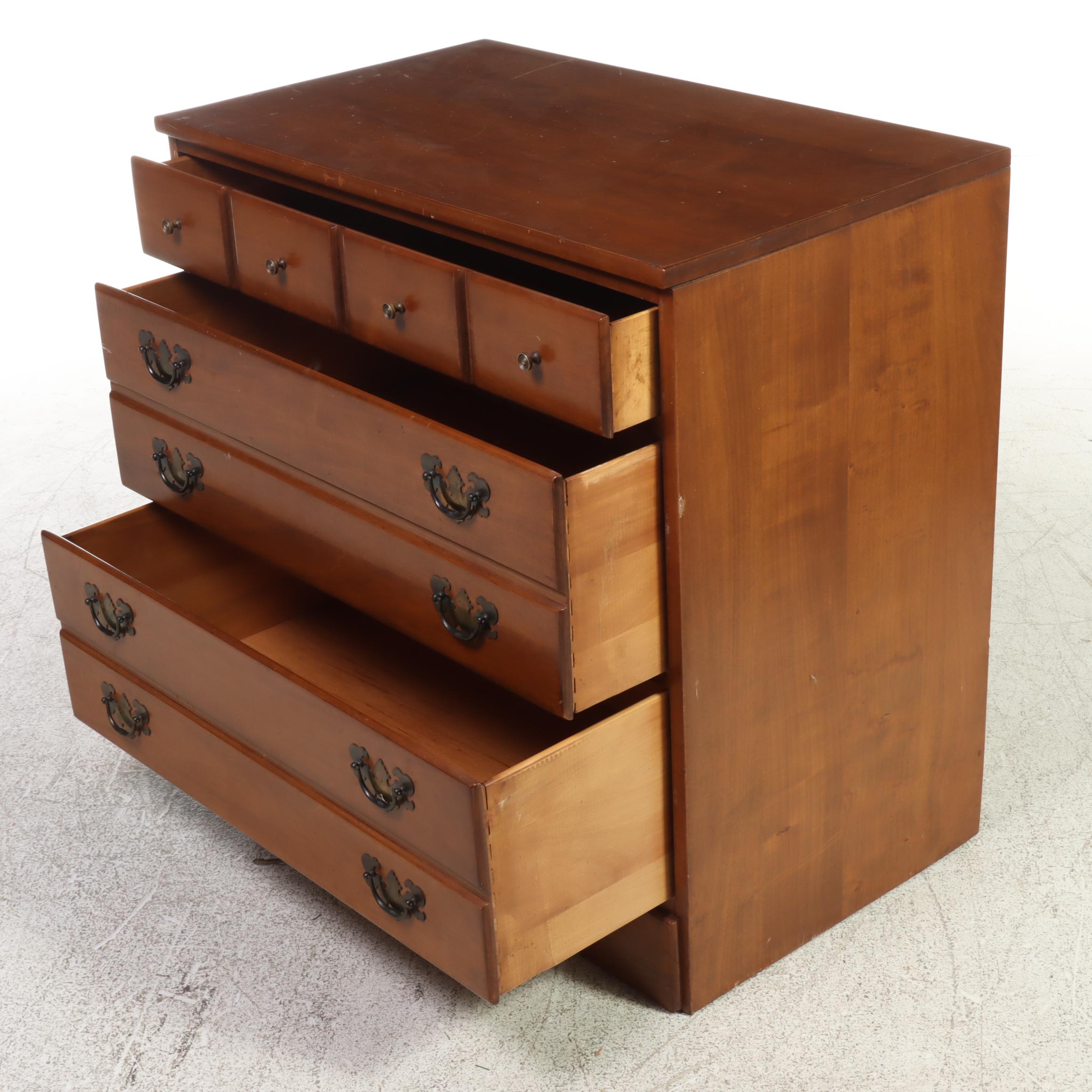 Federal Style Maple Three-Drawer Bedside Chest, Mid to Late 20th Century