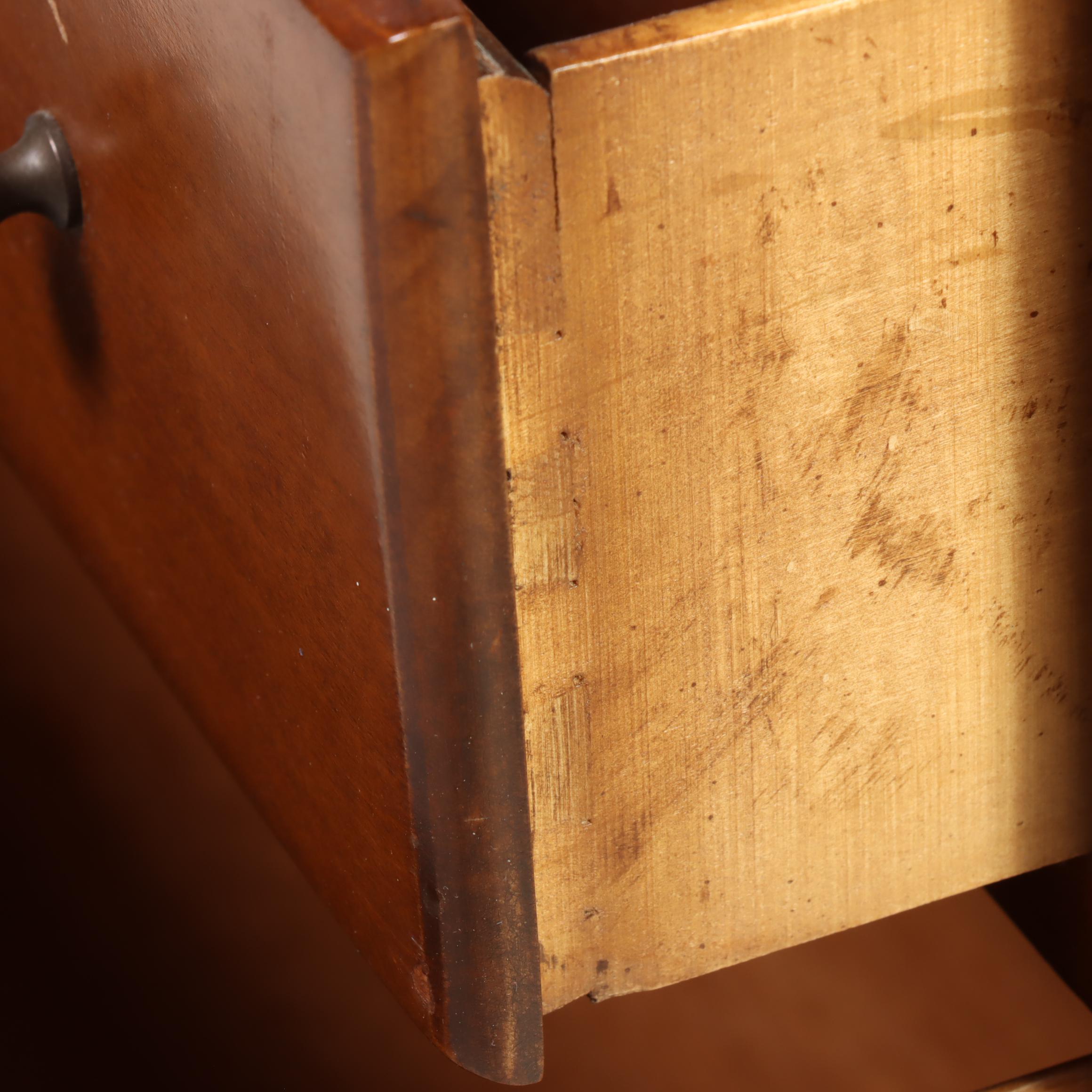 Federal Style Maple Three-Drawer Bedside Chest, Mid to Late 20th Century