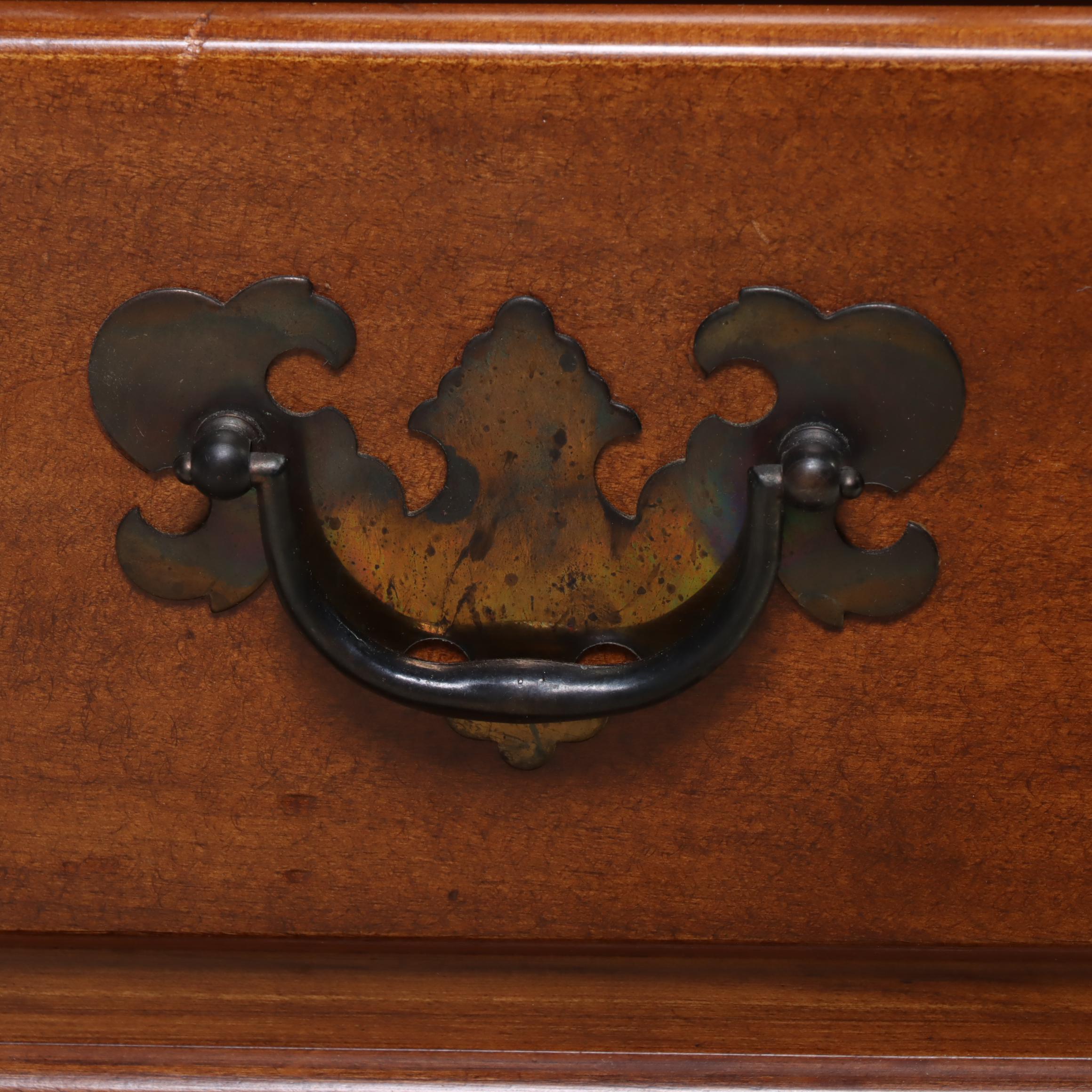 Federal Style Maple Three-Drawer Bedside Chest, Mid to Late 20th Century
