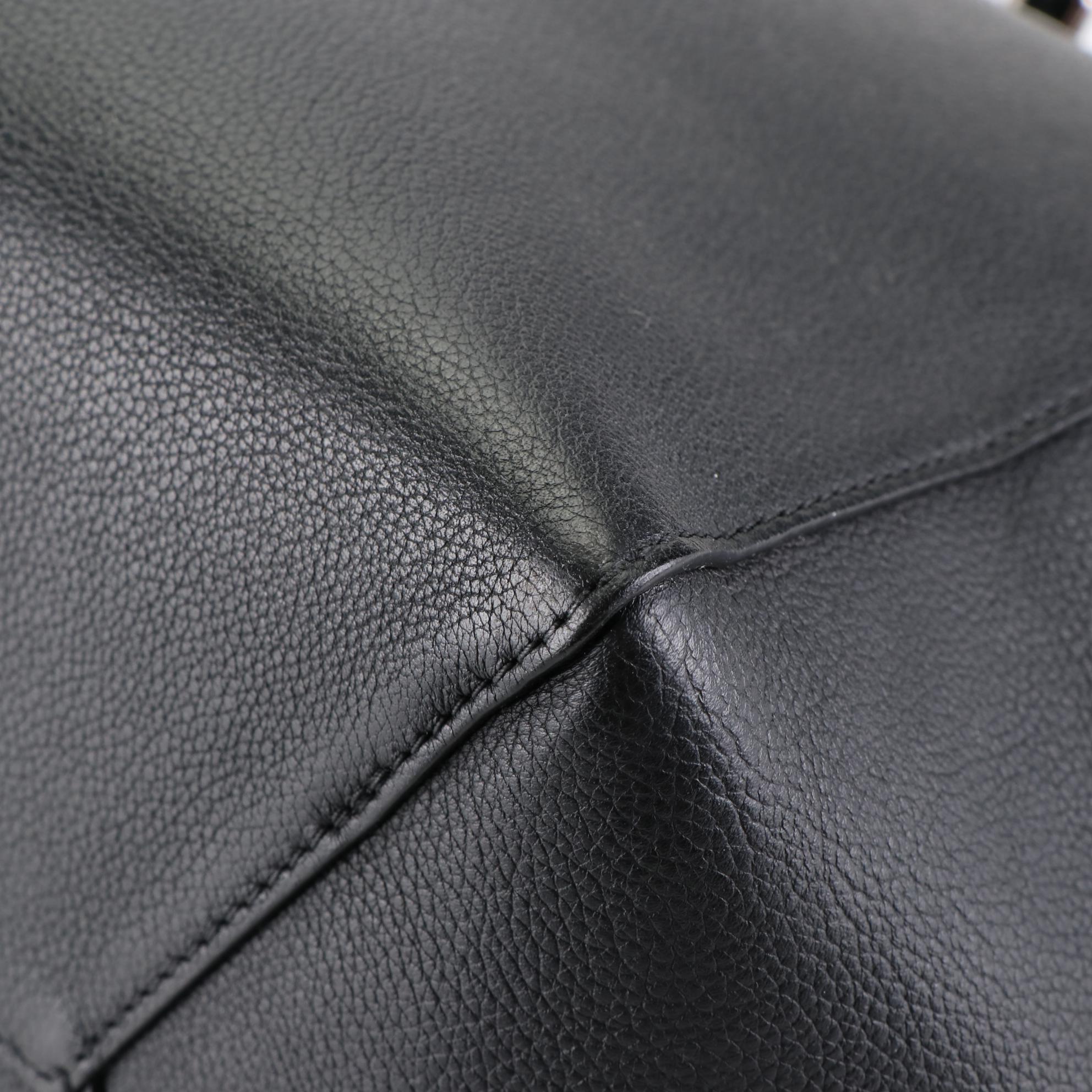 Louis Vuitton Lockme Cabas Tote in Grained Calfskin Leather