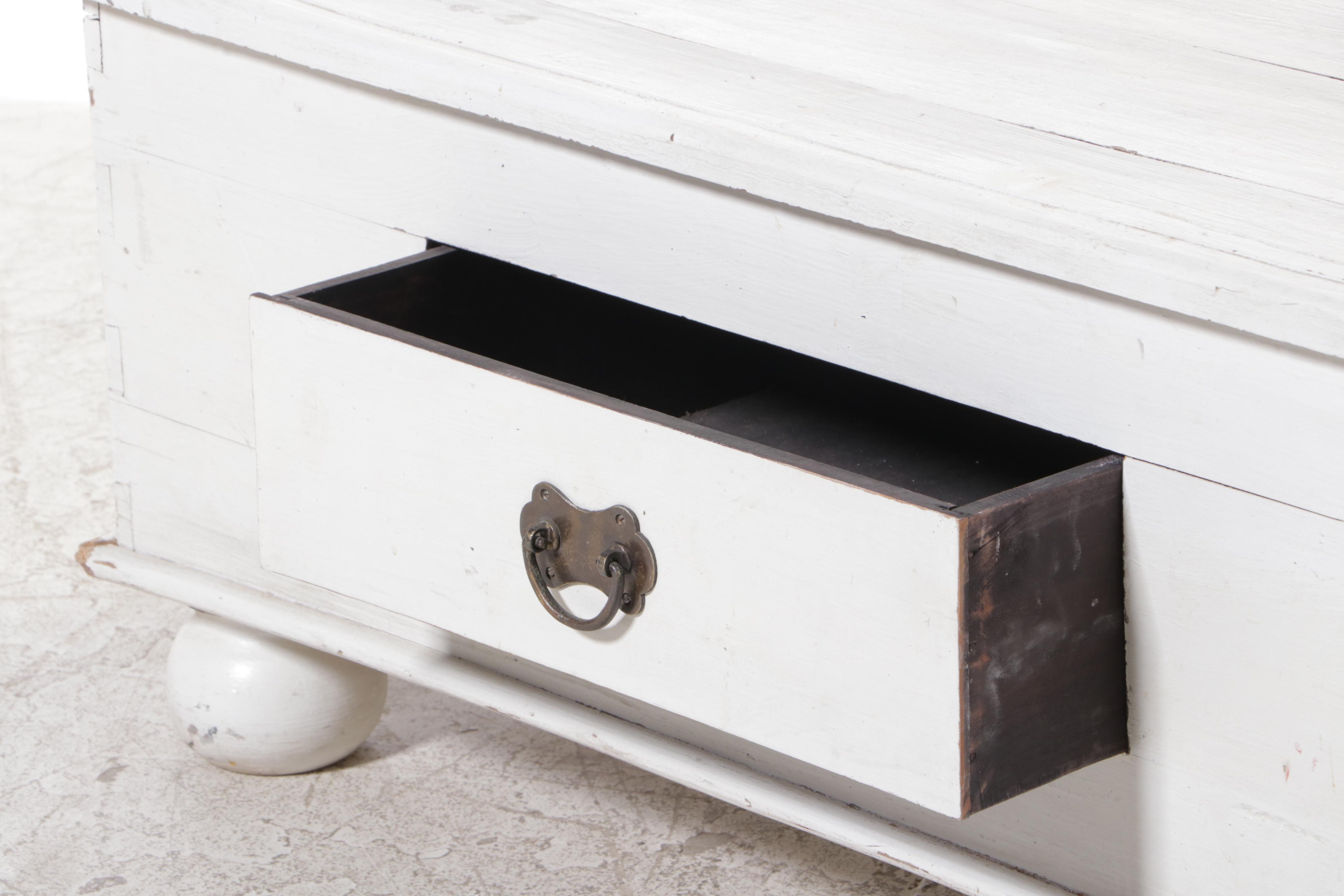 White-Painted Wooden Coffee Table