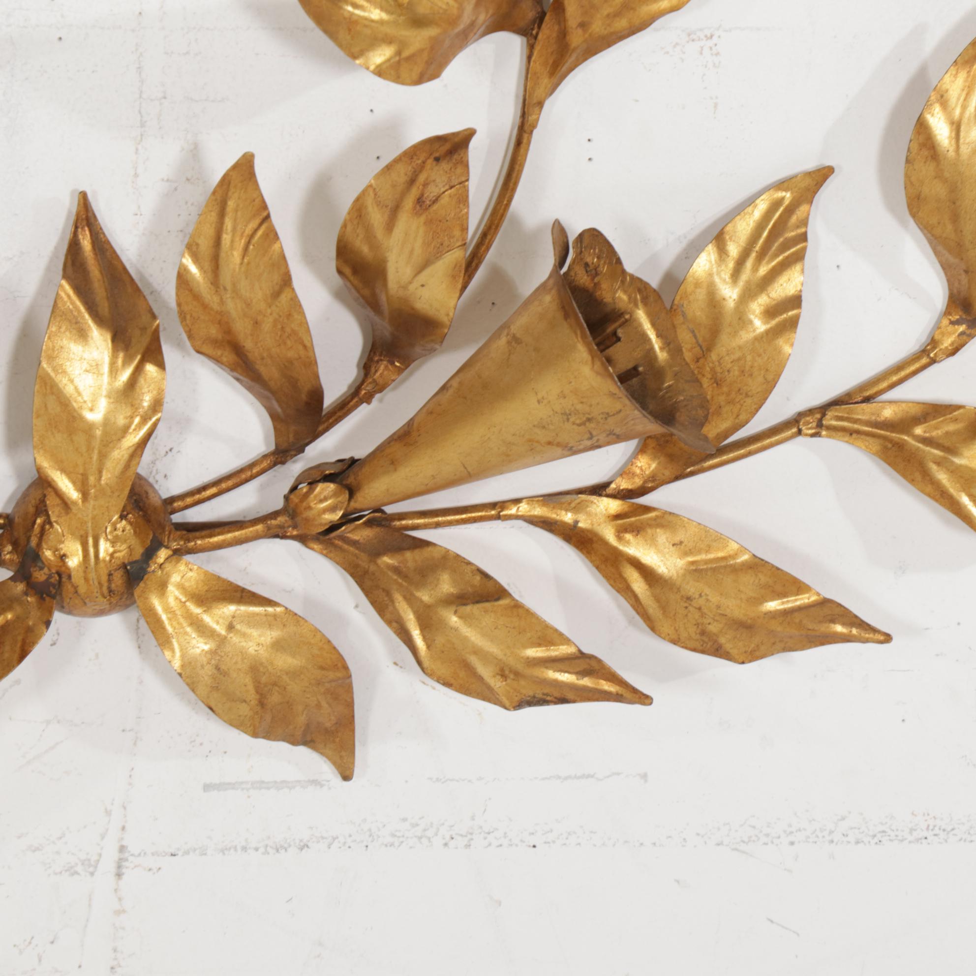 Gilt Metal Laurel Leaf Wall Décor