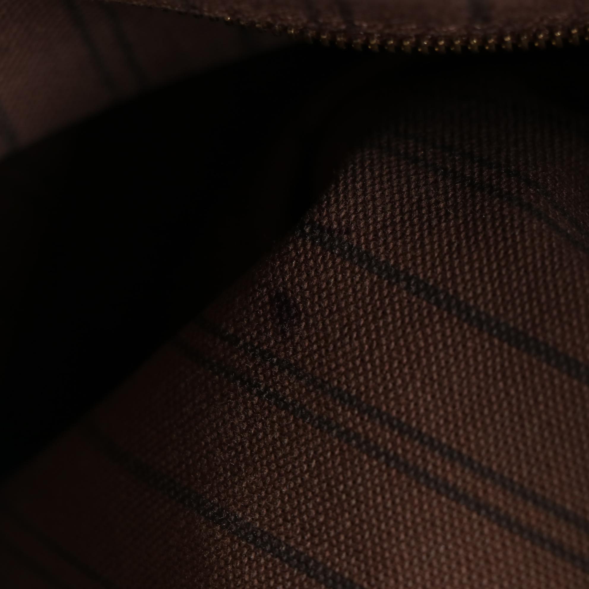 Louis Vuitton Artsy Handbag MM in Monogram Empreinte Leather