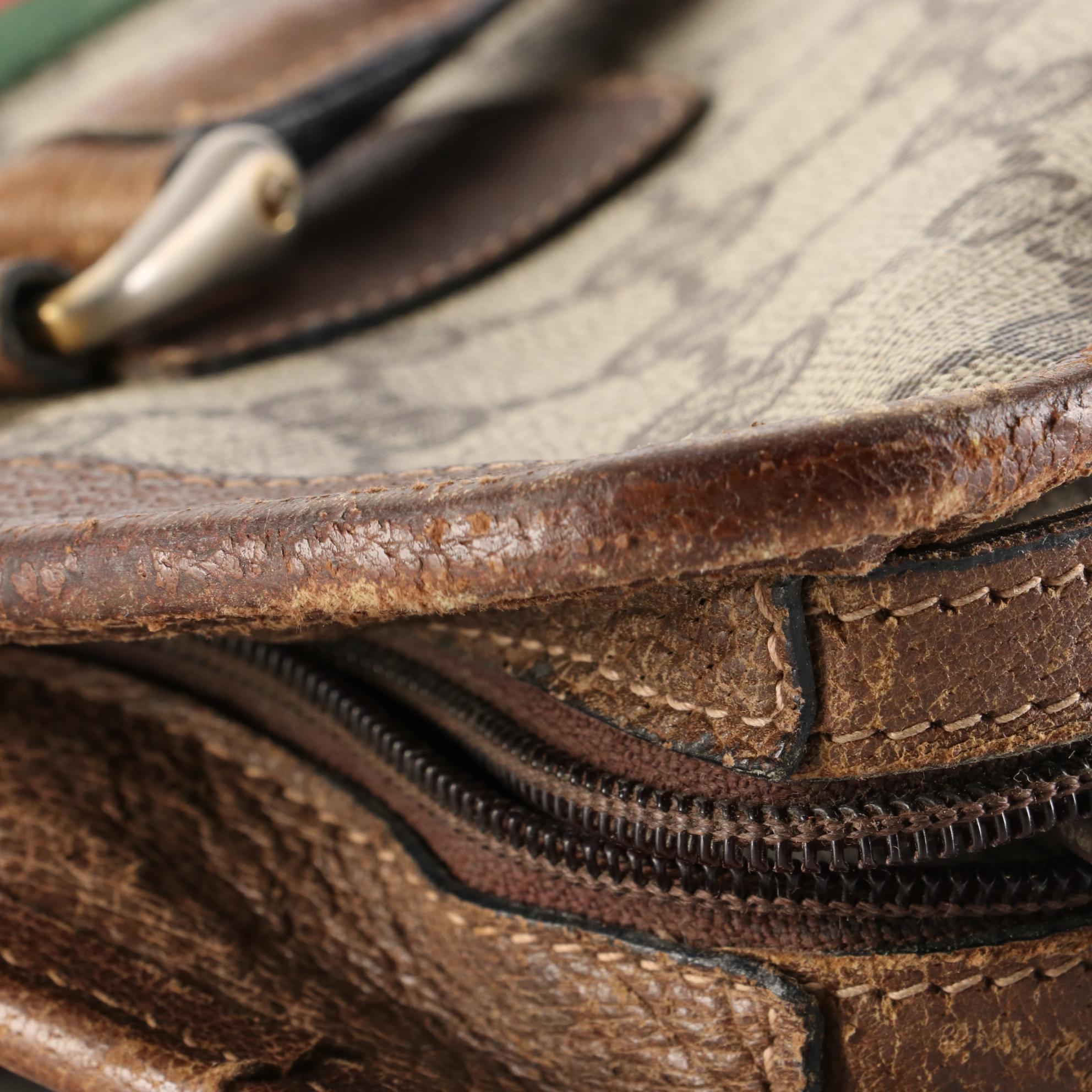 Gucci Accessory Collection Top Handle Bag in GG Supreme Canvas