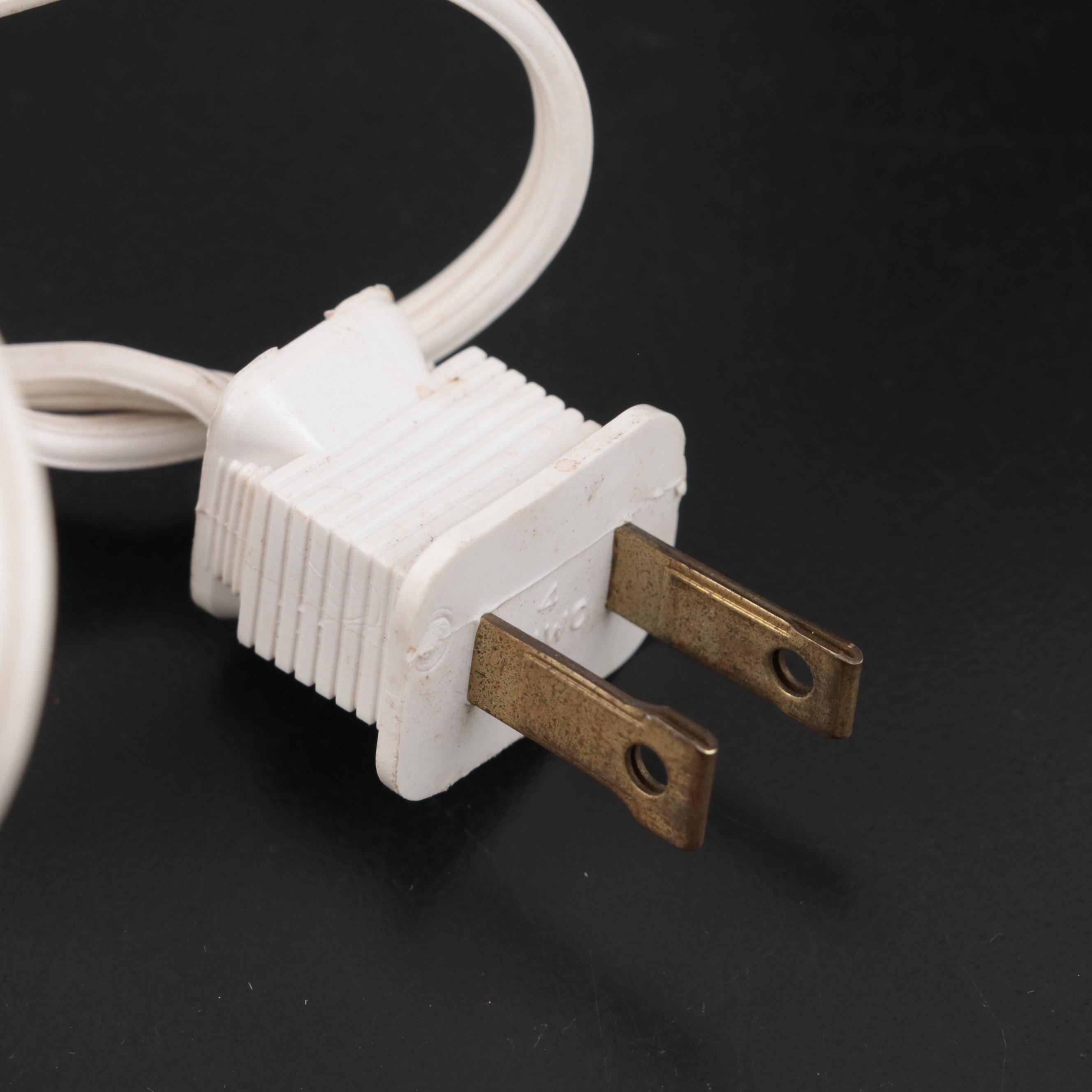 Italian Neoclassical Style Carved Marble Urn Table Lamp, Mid to Late 20th C.